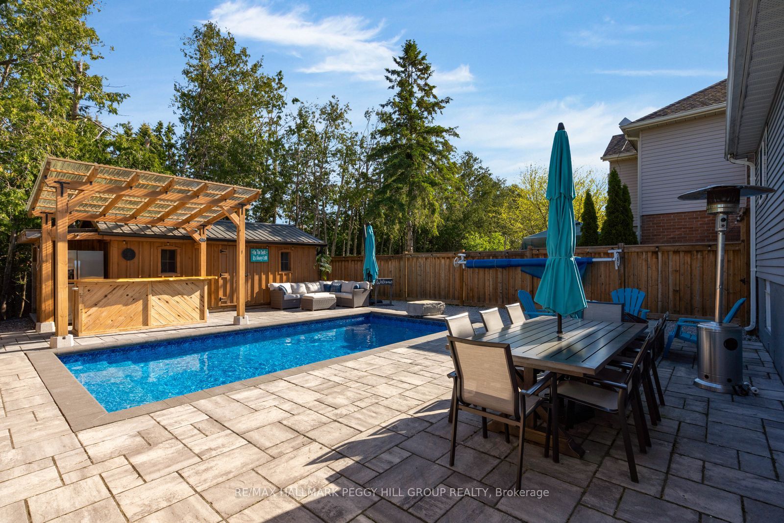 44 Knicely Road, Barrie, ON L4N 6V3