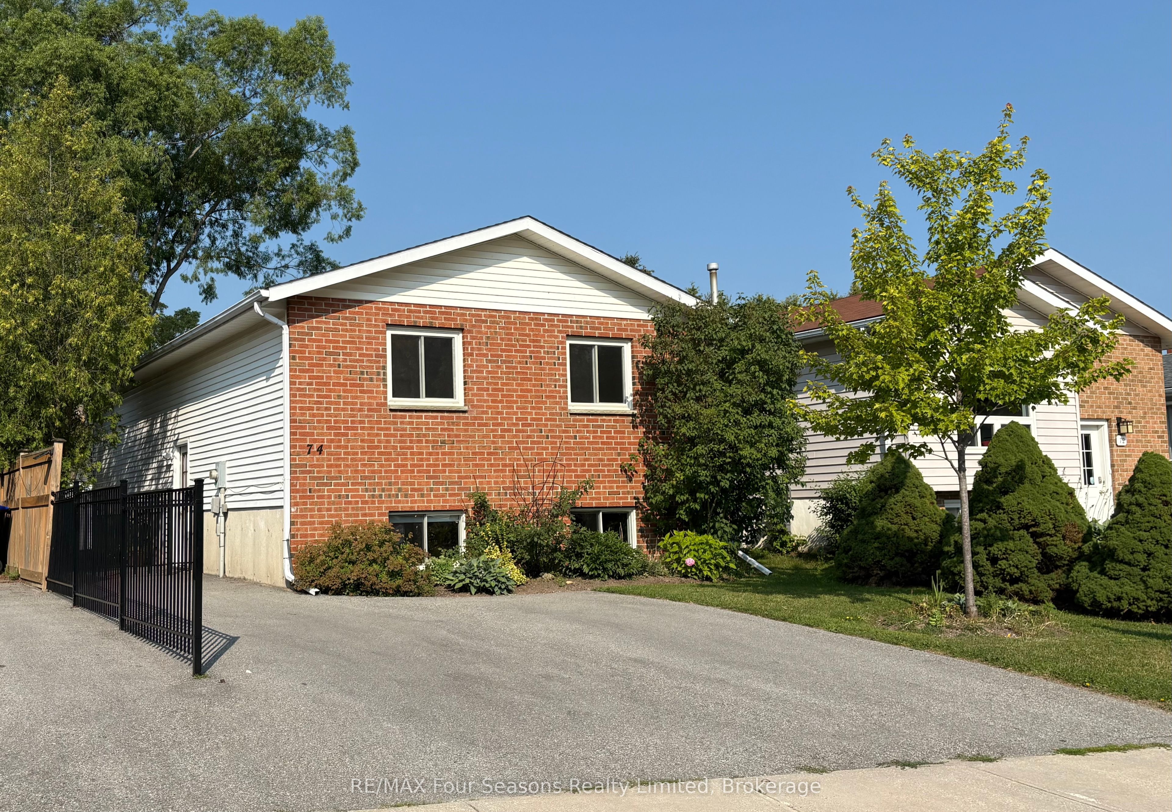 74 Telfer Road, Collingwood, ON L9Y 4S2