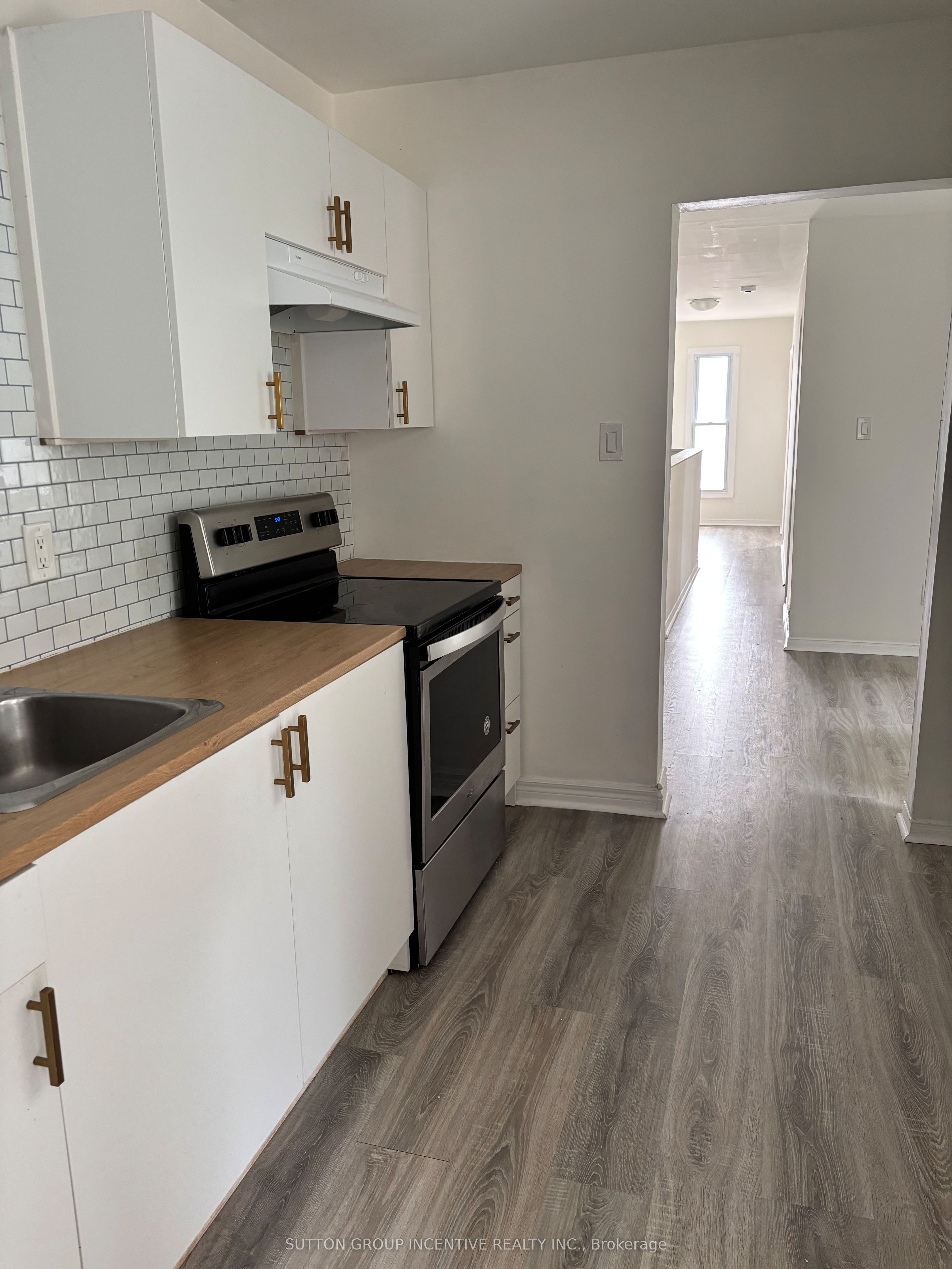 46 Tiffin Street, Barrie, ON L4N 2M7 photo 5