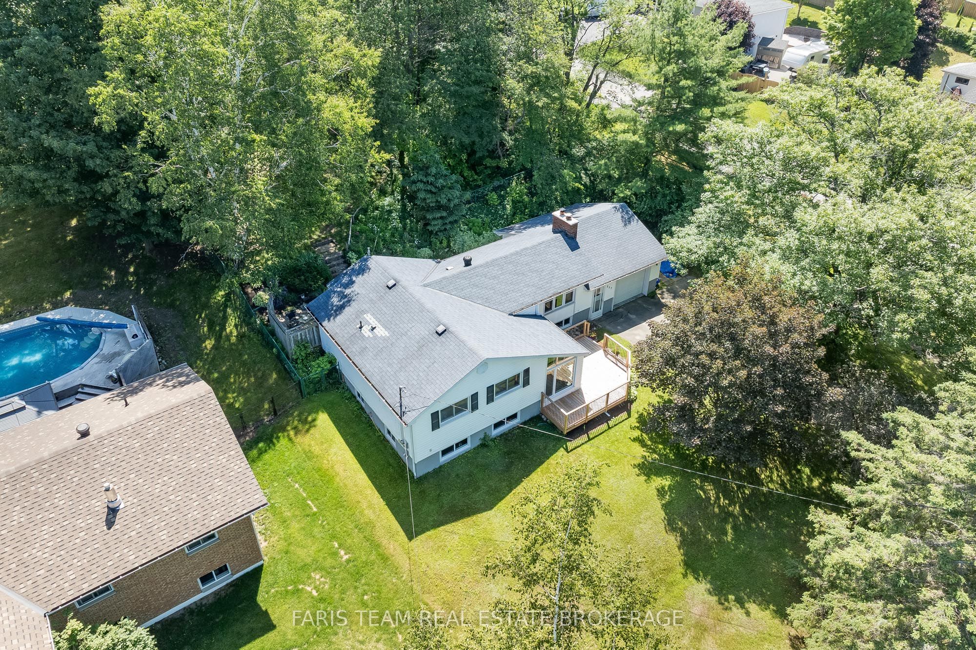 257 Church Street, Penetanguishene, ON L9M 1G6 photo 3