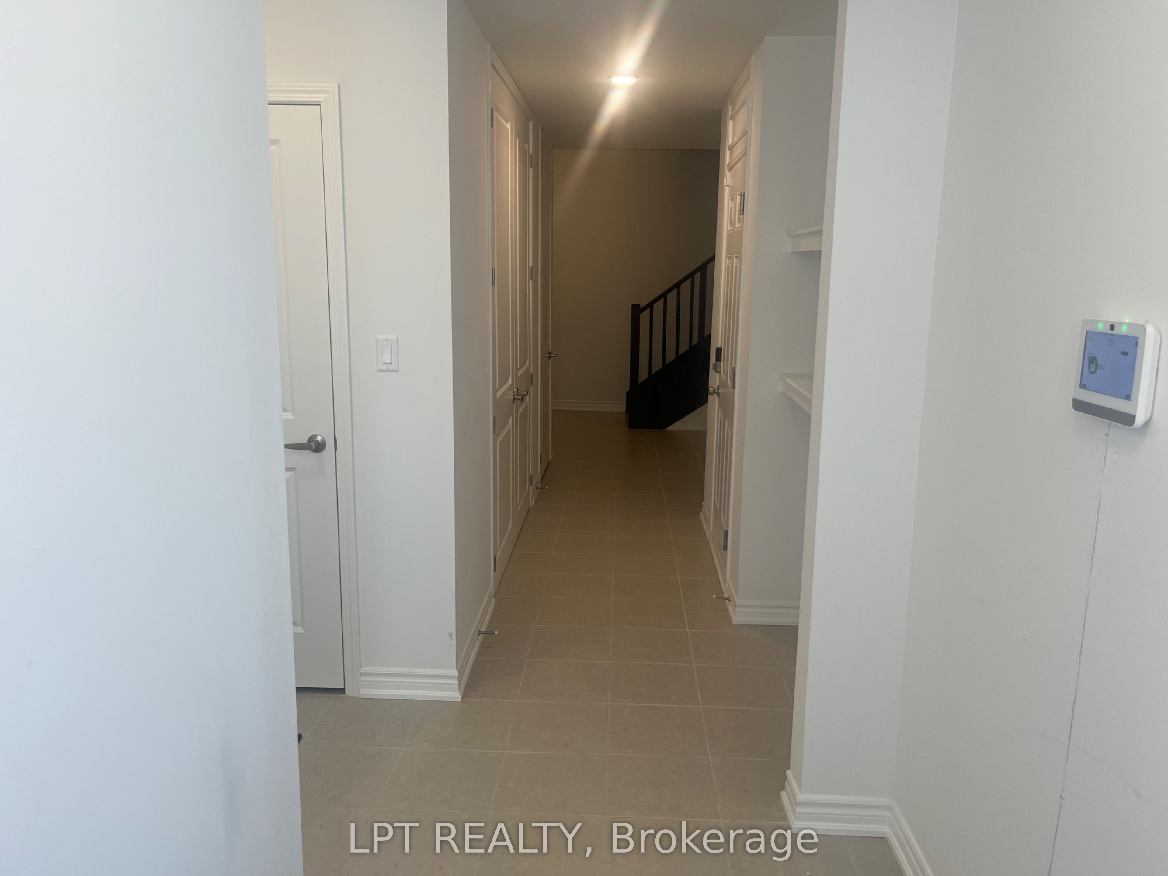 91 Vinewood Crescent, Barrie, ON L9J 1B4 photo 3