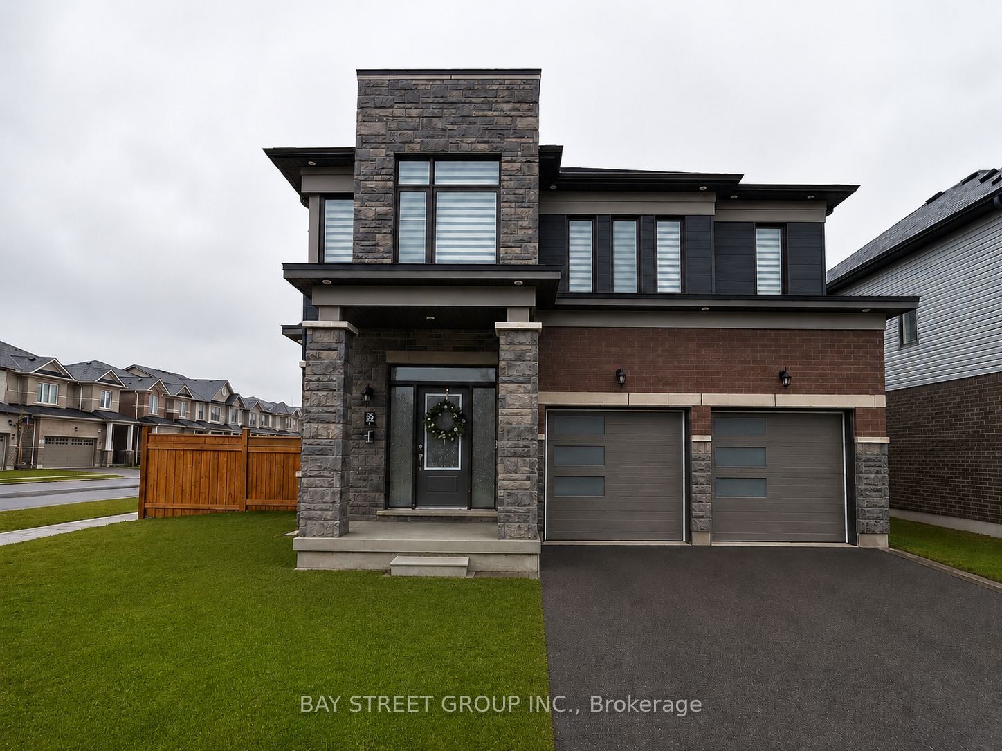 163 Terry Fox Drive Road Upper Floor, Barrie, ON L9J 0L7