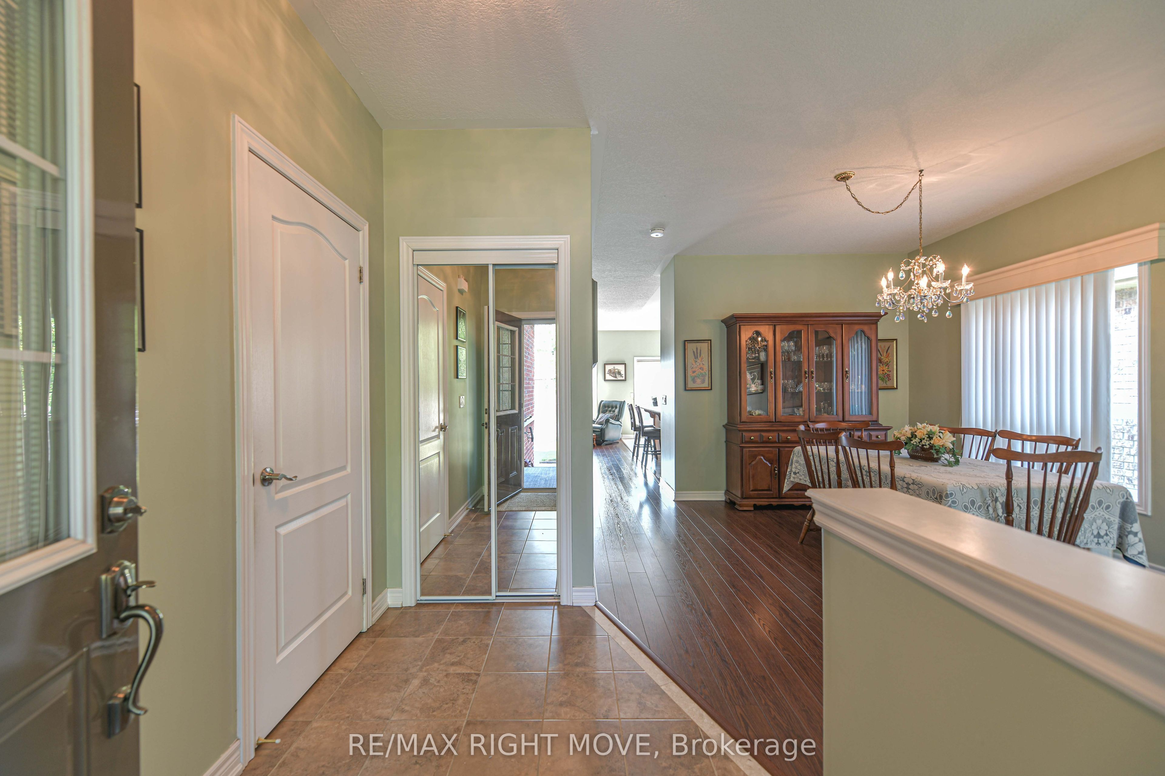97 Atlantis Drive, Orillia, ON L3V 0A8 photo 5
