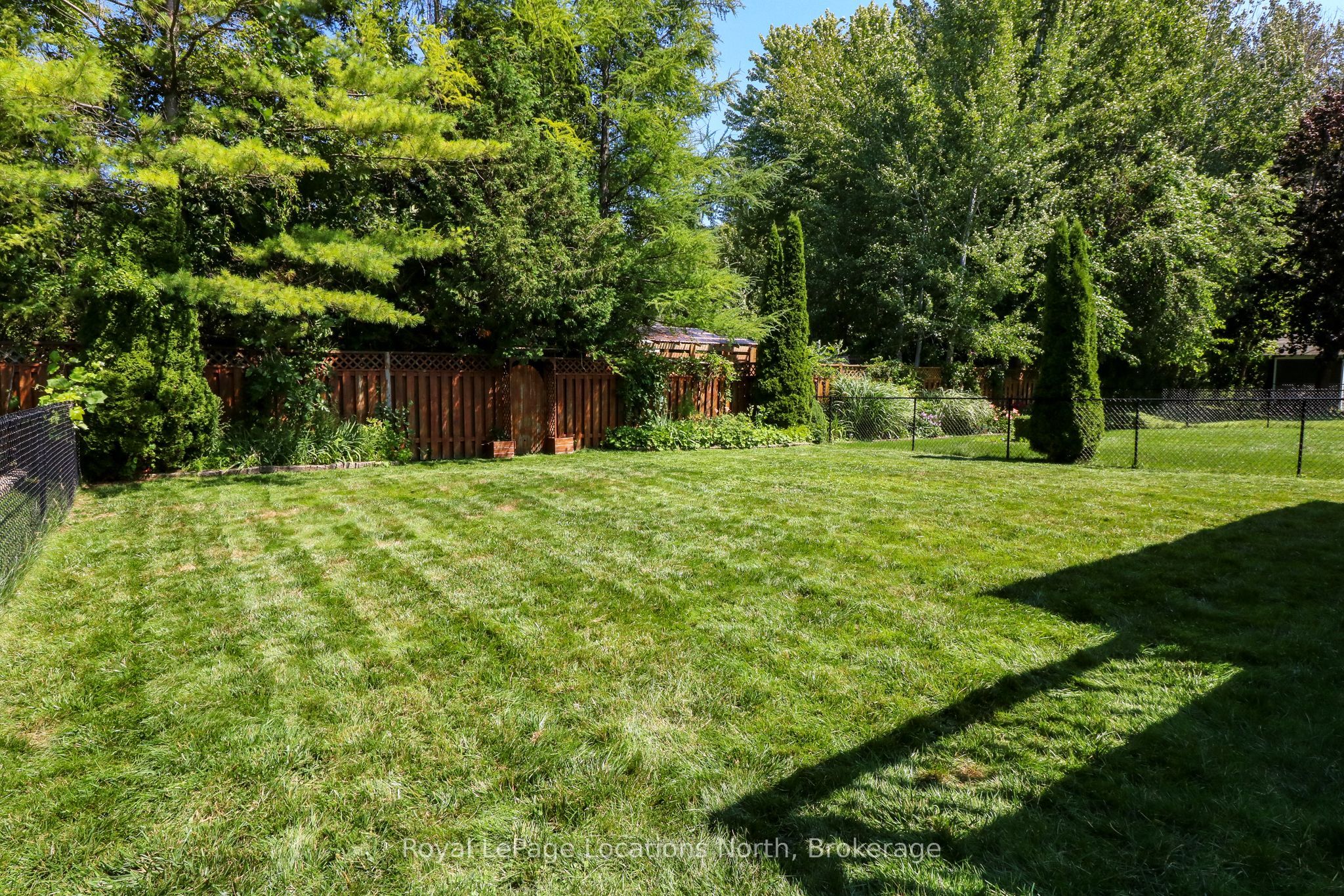 63 Glen Eton Road, Wasaga Beach, ON L9Z 1E7 photo 3