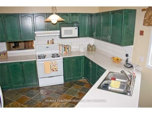 158 Taylor Drive, Barrie, ON L4N 8L1 photo 5