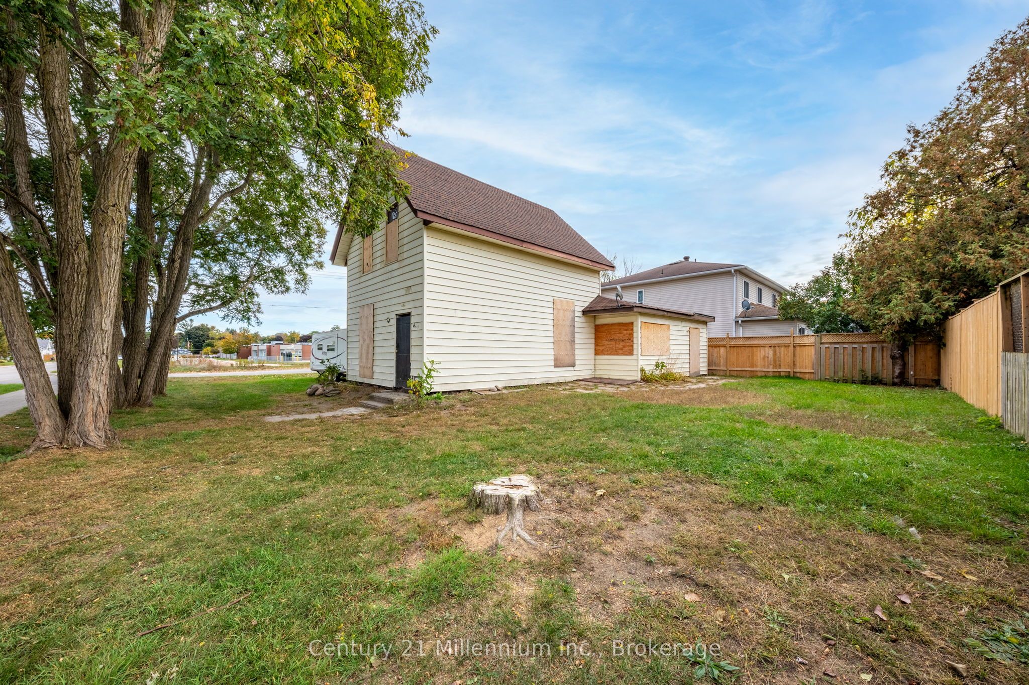 469 Robert Street, Midland, ON L4R 2M4 photo 3
