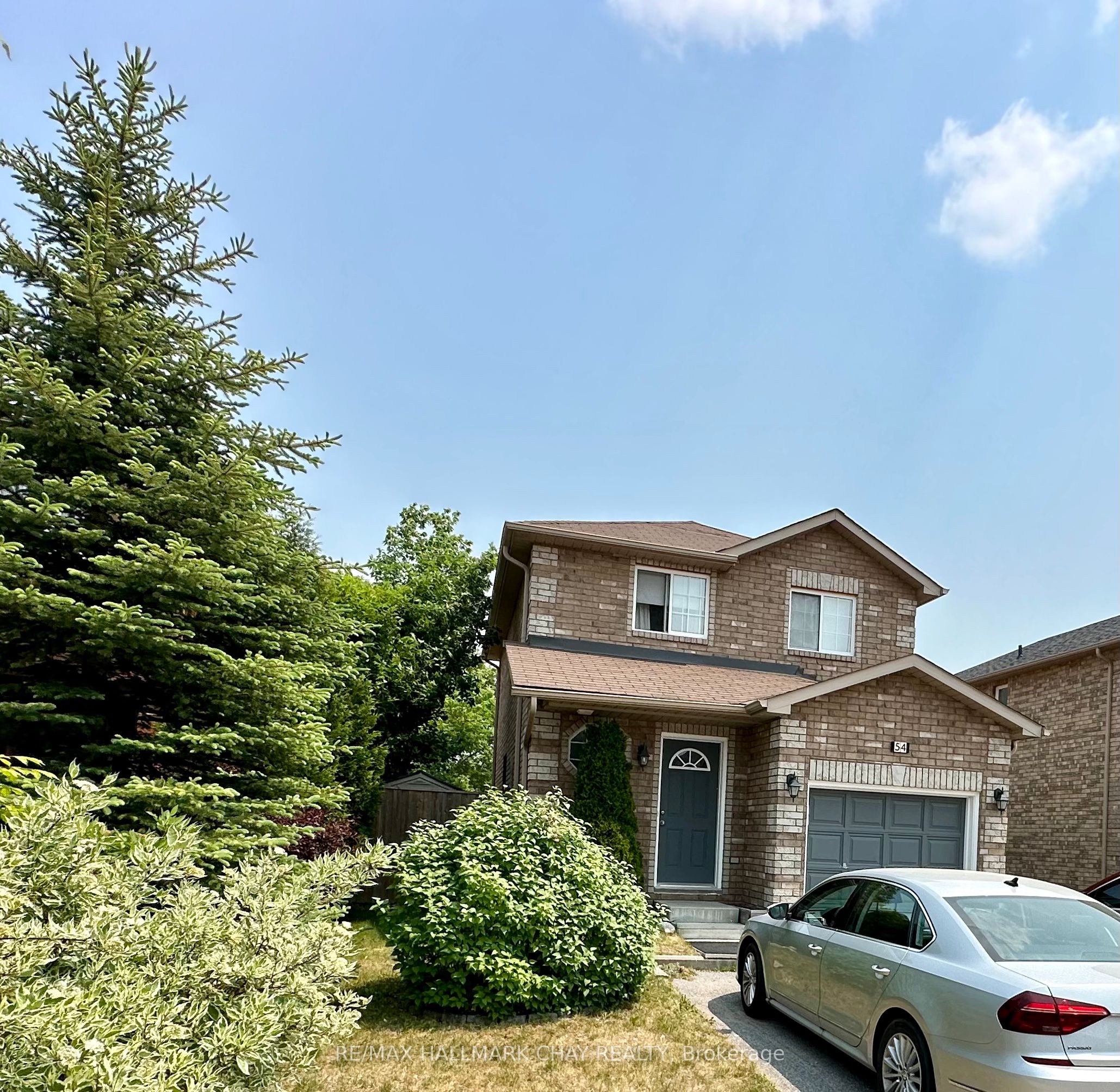 54 William Paddison Drive, Barrie, ON L4M 0G4