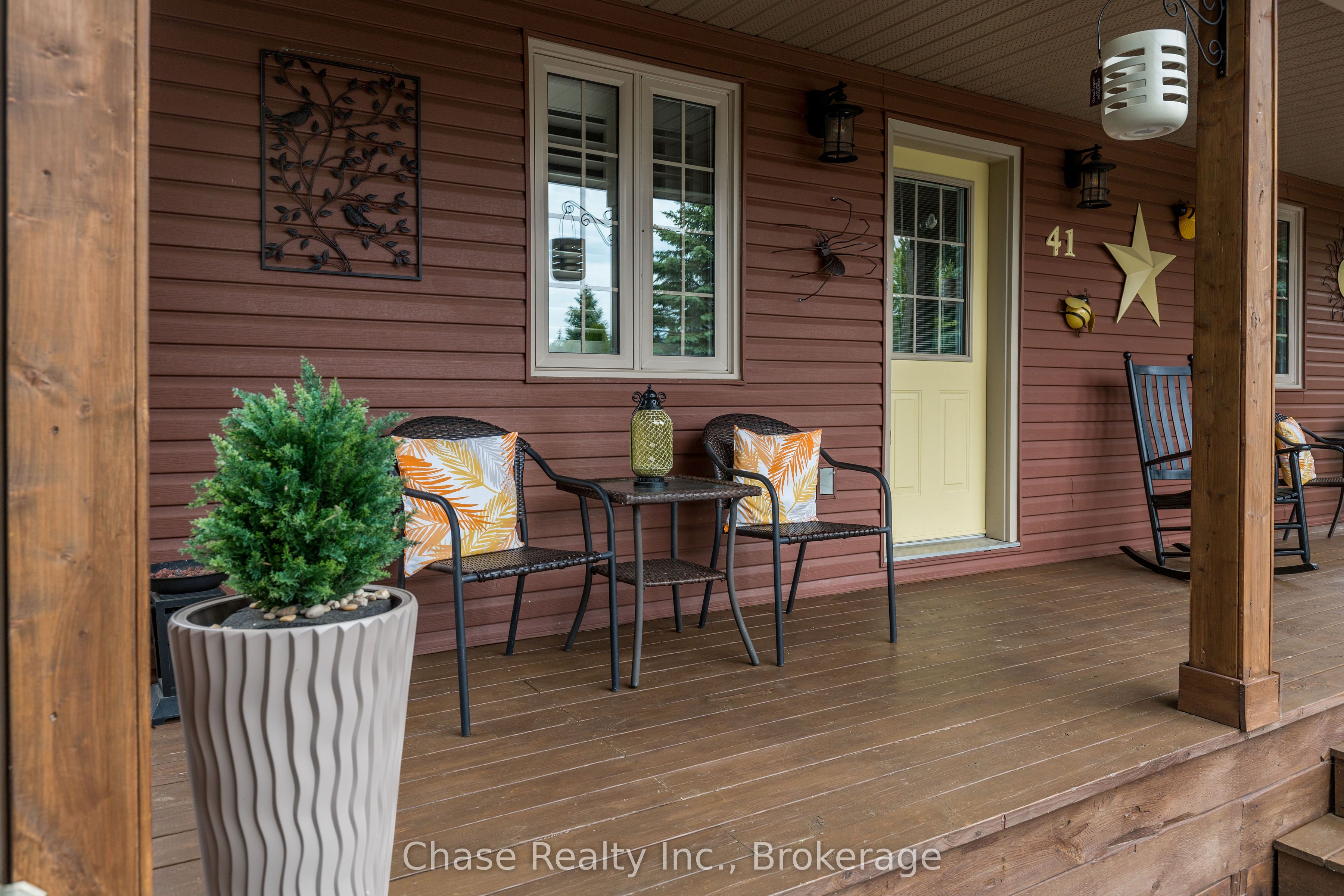 41 Madawaska Trail, Wasaga Beach, ON L9Z 1X7 photo 2