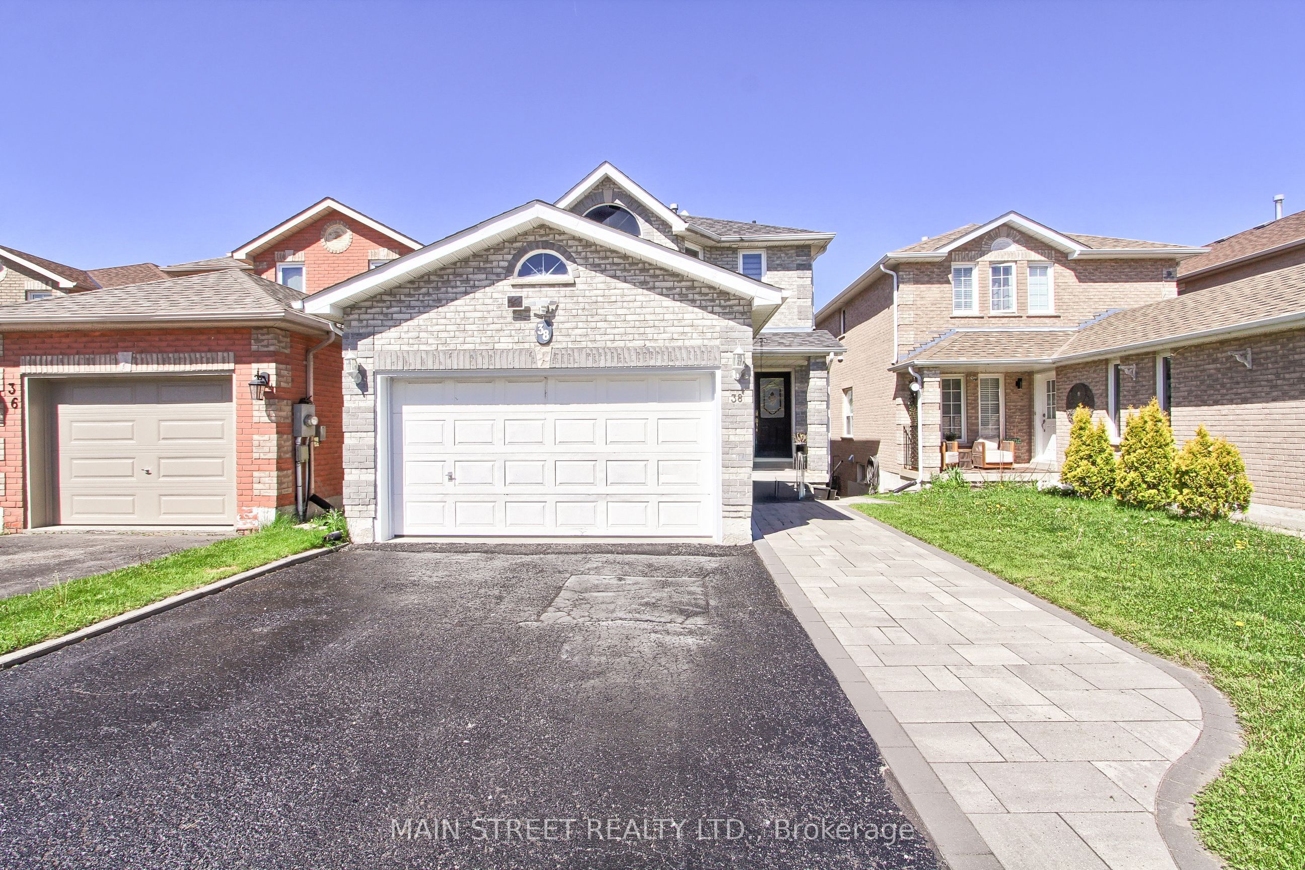 38 Sundew Drive, Barrie, ON L4N 9L8 photo 2