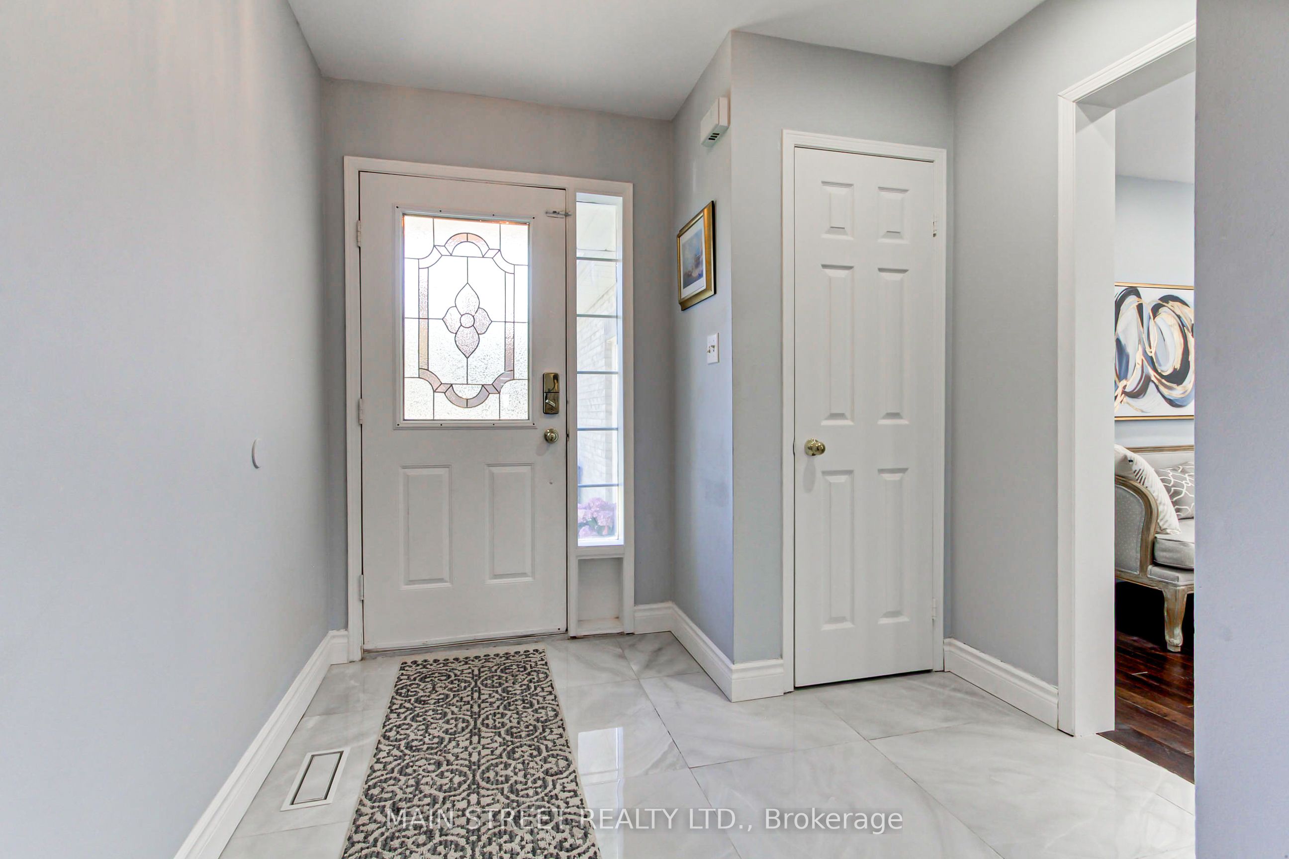 38 Sundew Drive, Barrie, ON L4N 9L8 photo 5