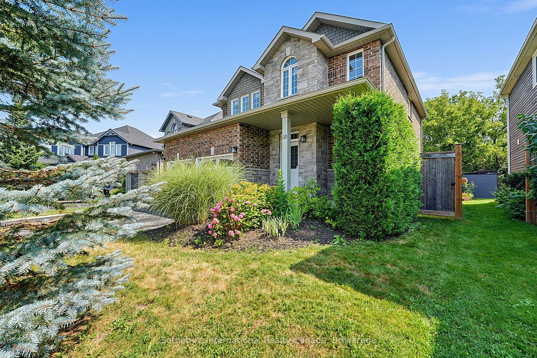 19 Garbutt Crescent, Collingwood, ON L9Y 0H5 photo 4
