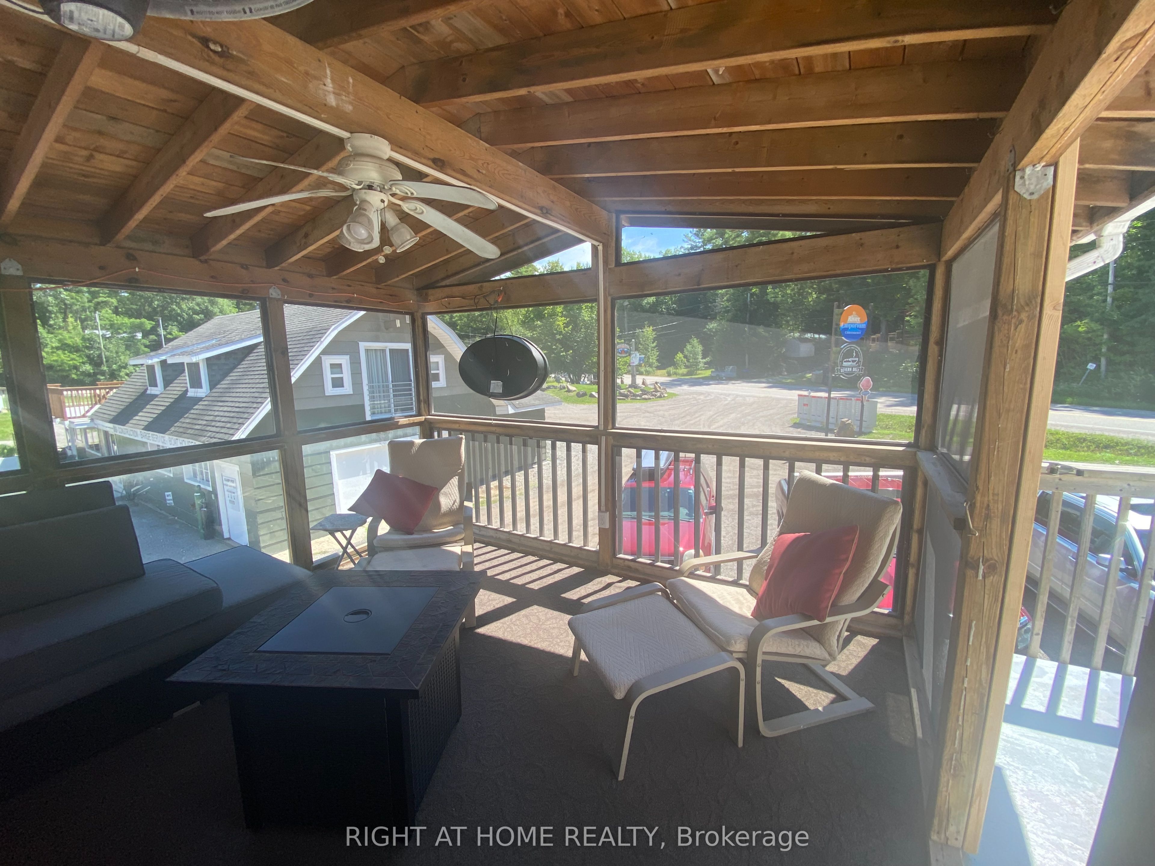 1725 Earl Haid Avenue, Severn, ON L0K 1E0 photo 3