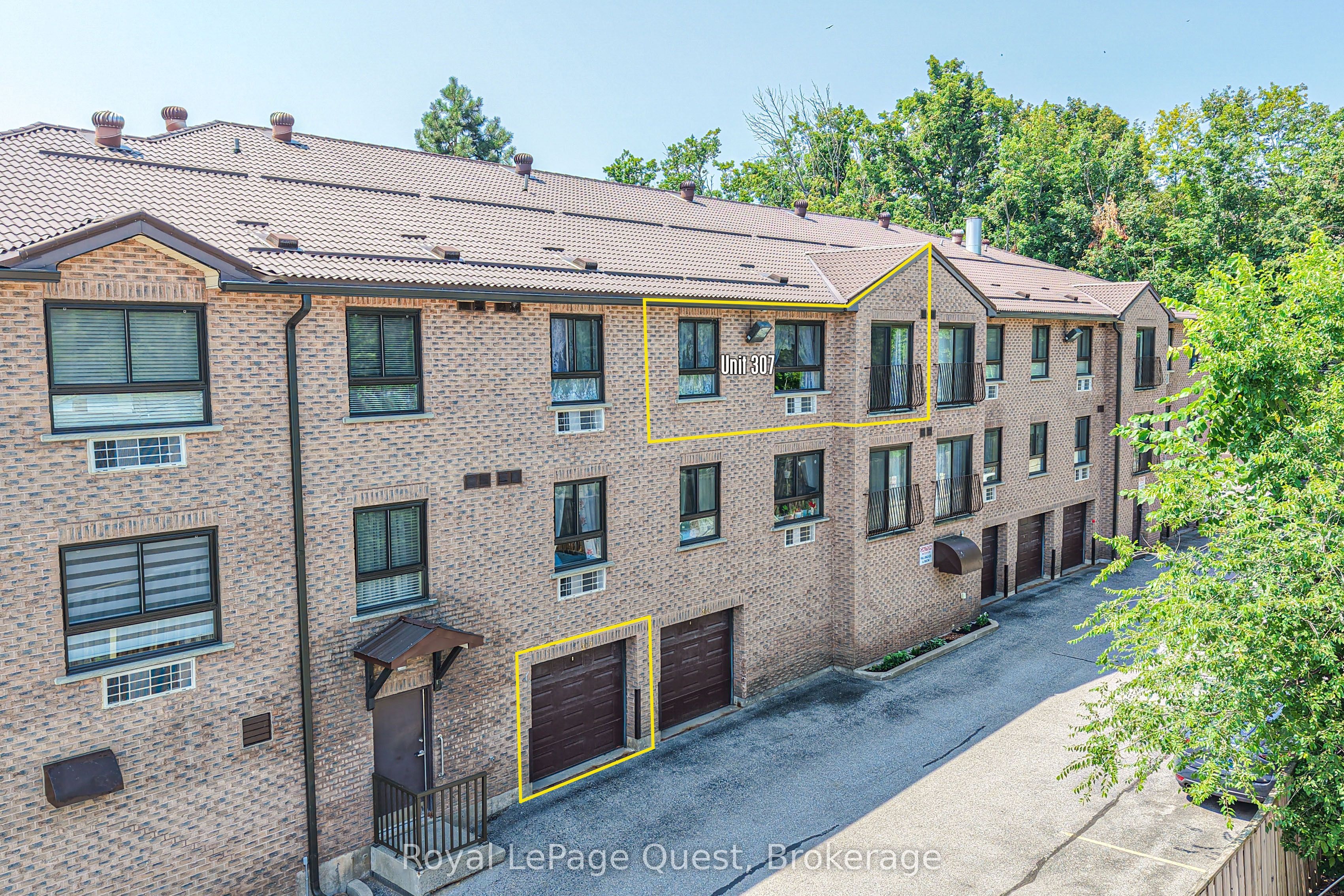 1047 Mississaga Street W 307, Orillia, ON L3V 3C7 photo 3