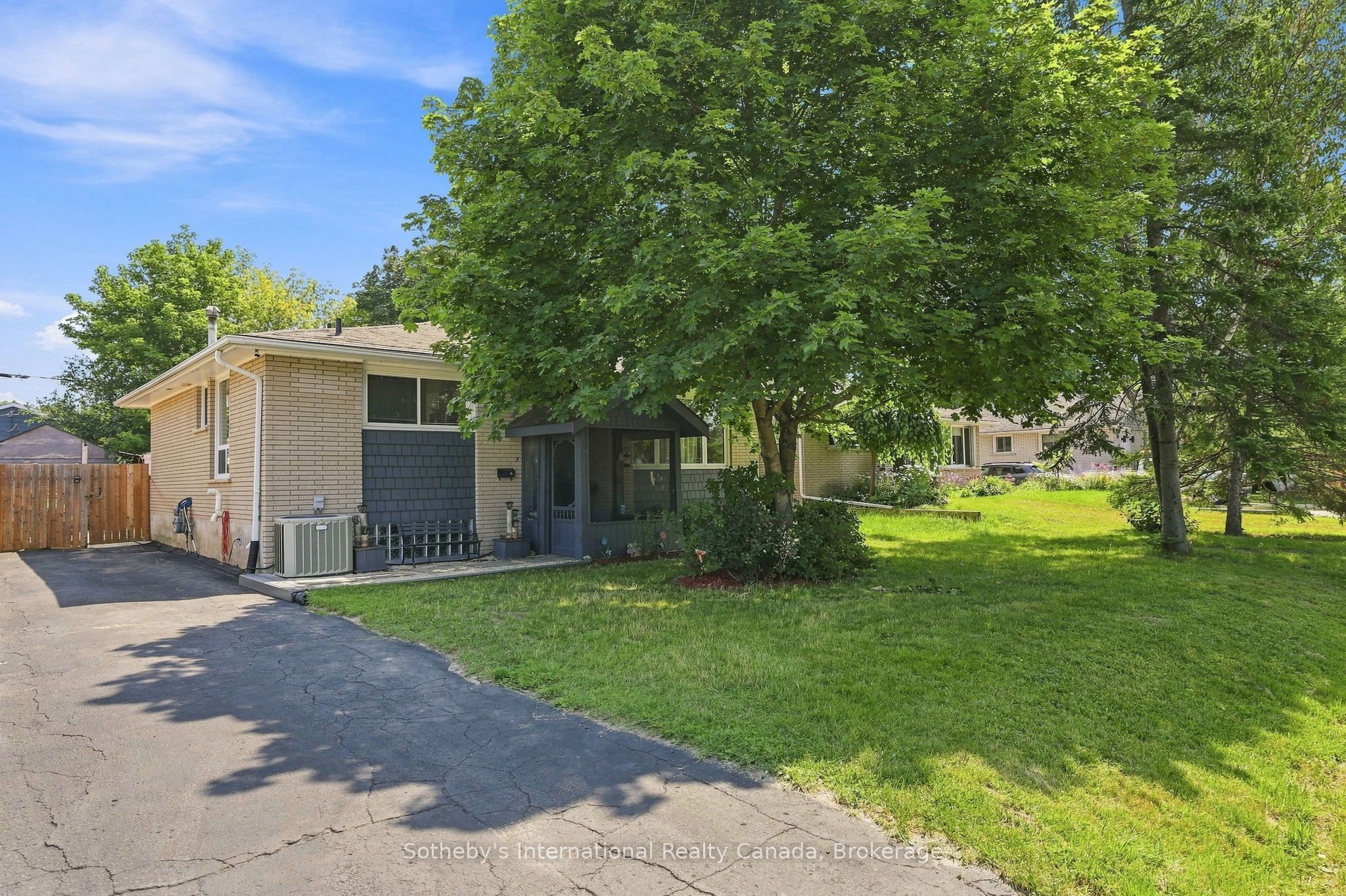 3 DICKSON Road, Collingwood, ON L9Y 2X2 photo 4