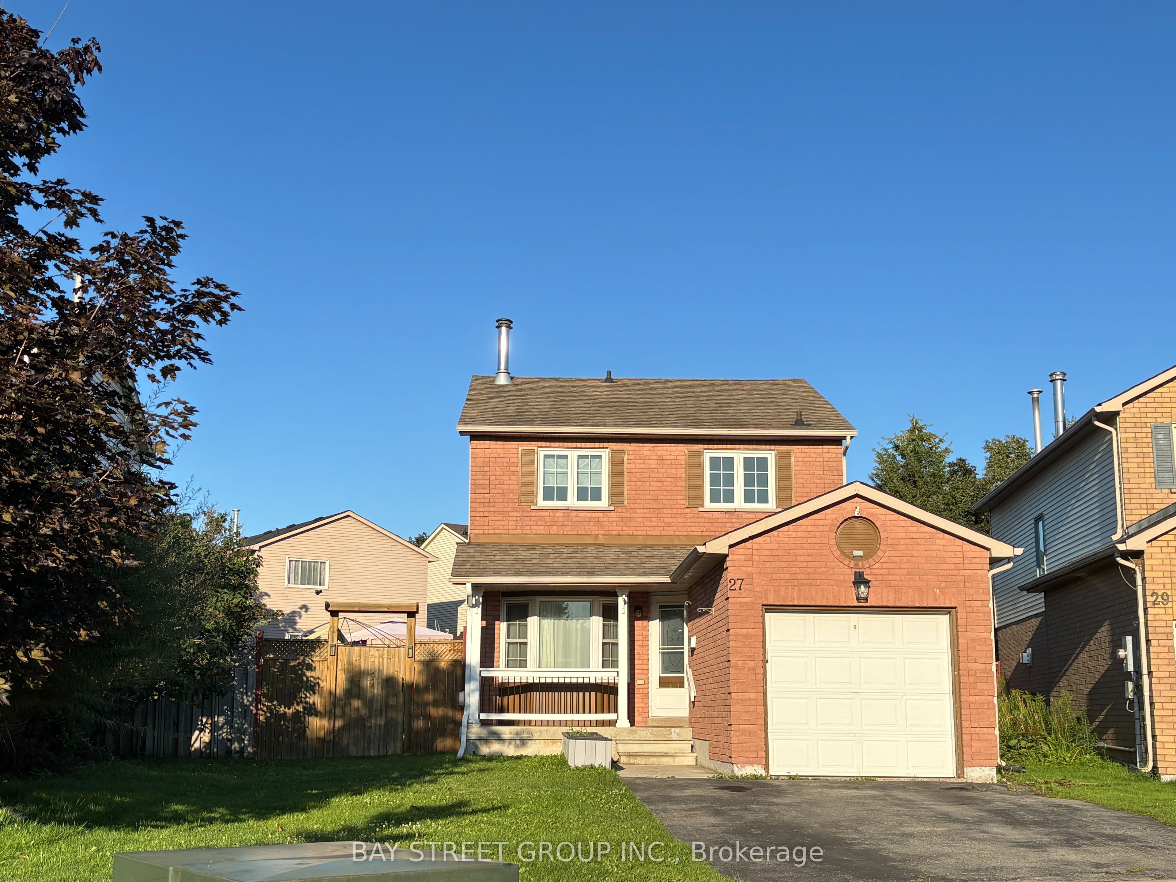 27 Lindsay Court, Barrie, ON L4M 6G5 photo 5