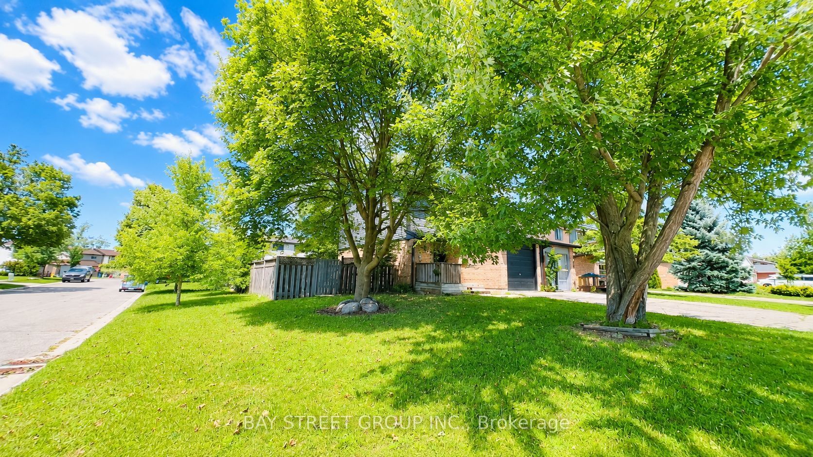 245 Browning Trail, Barrie, ON L4N 5C9 photo 4