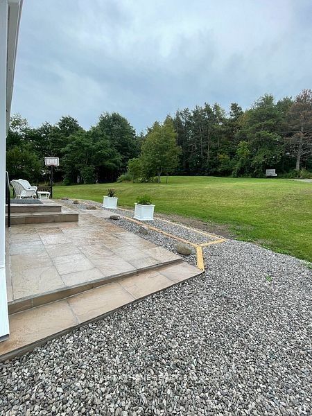 8162 Highway 12 W. Road, Oro-Medonte, ON L3V 6H2 photo 2
