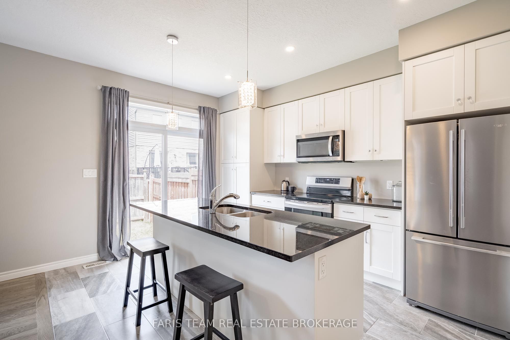 1016 Wright Drive, Midland, ON L4R 0E4 photo 4