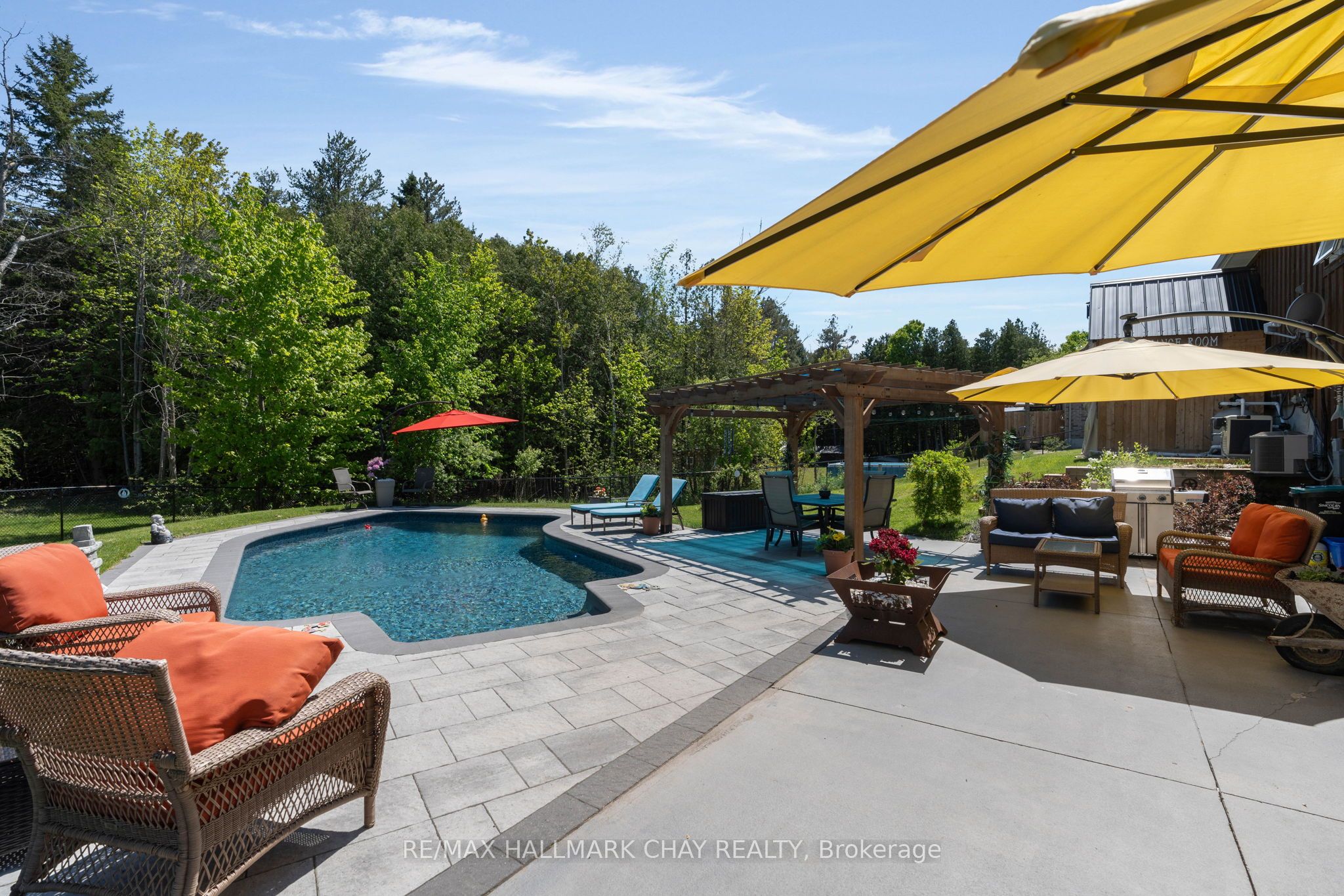 4193 Hogback Road, Clearview, ON L0M 1K0 photo 2