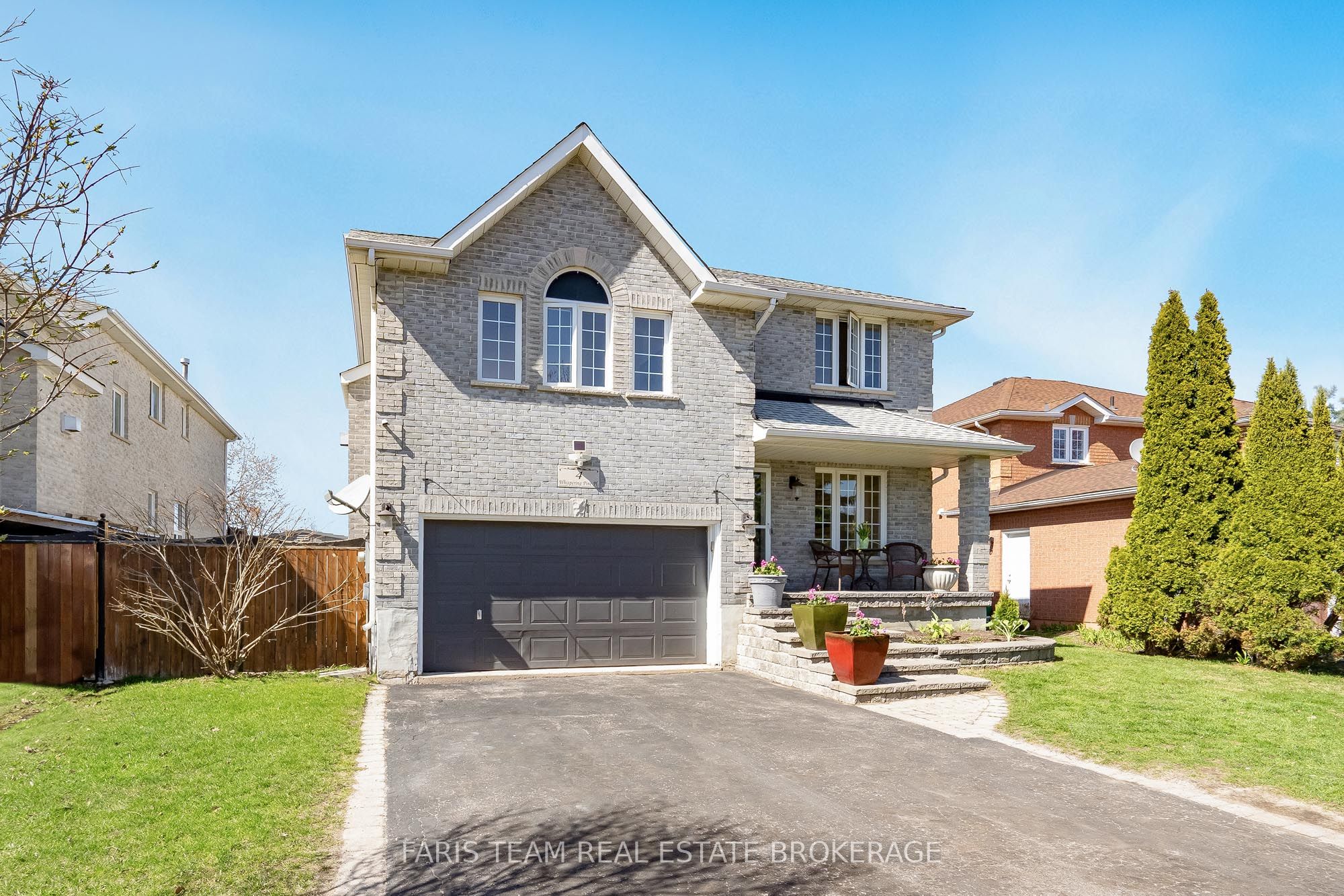 4 Whispering Pine Place, Barrie, ON L4N 9R9 photo 3