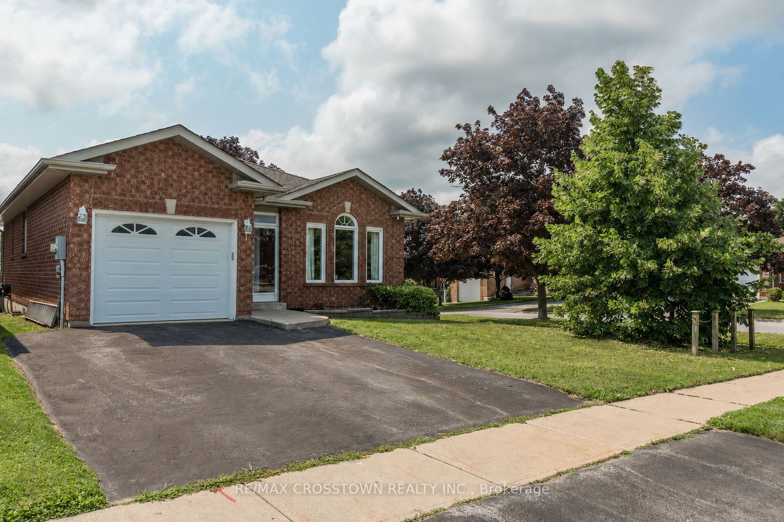 1 Lang Drive, Barrie, ON L4N 7X9 photo 2