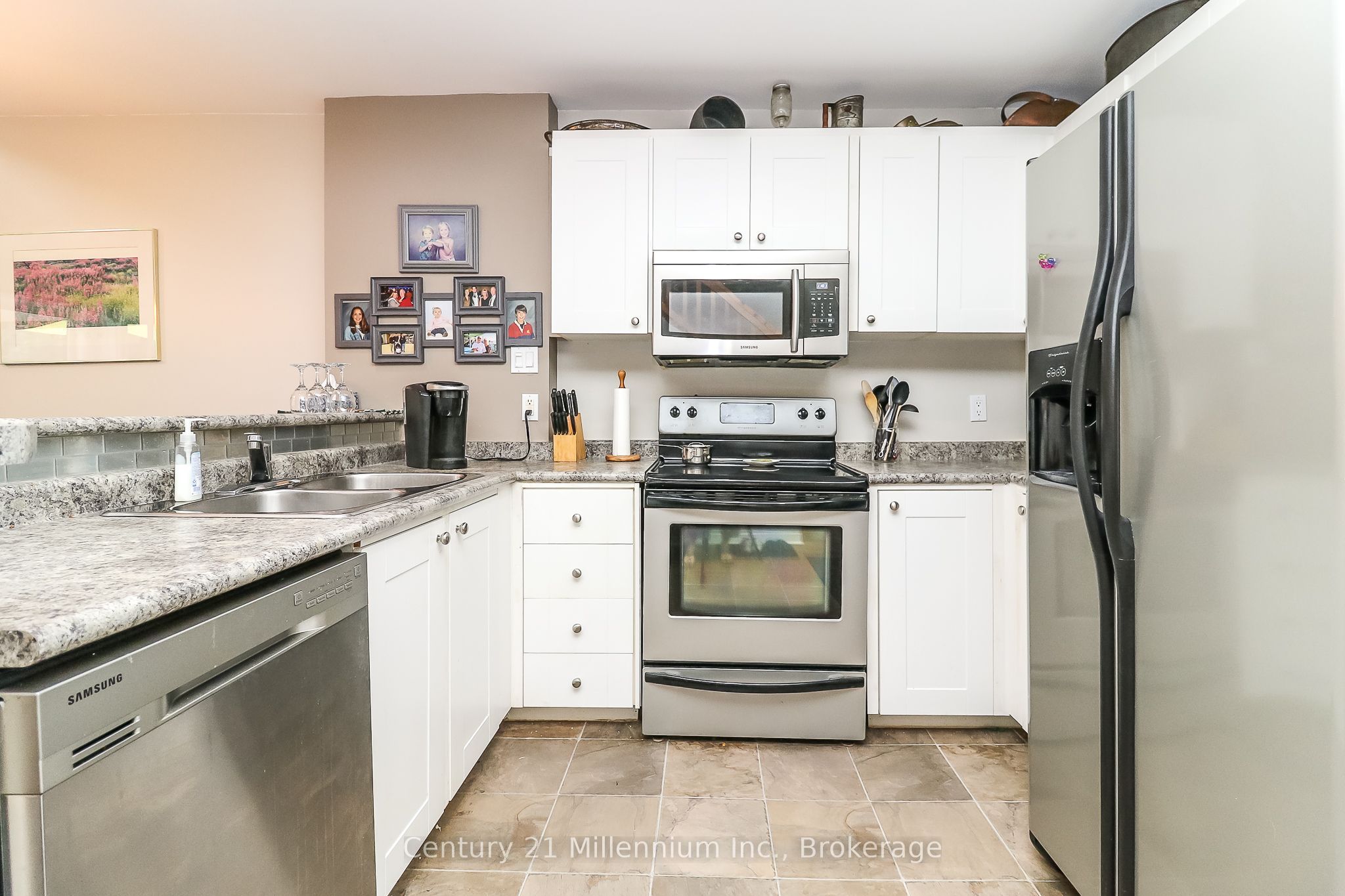 55 Trott Boulevard 124, Collingwood, ON L9Y 5B8 photo 3