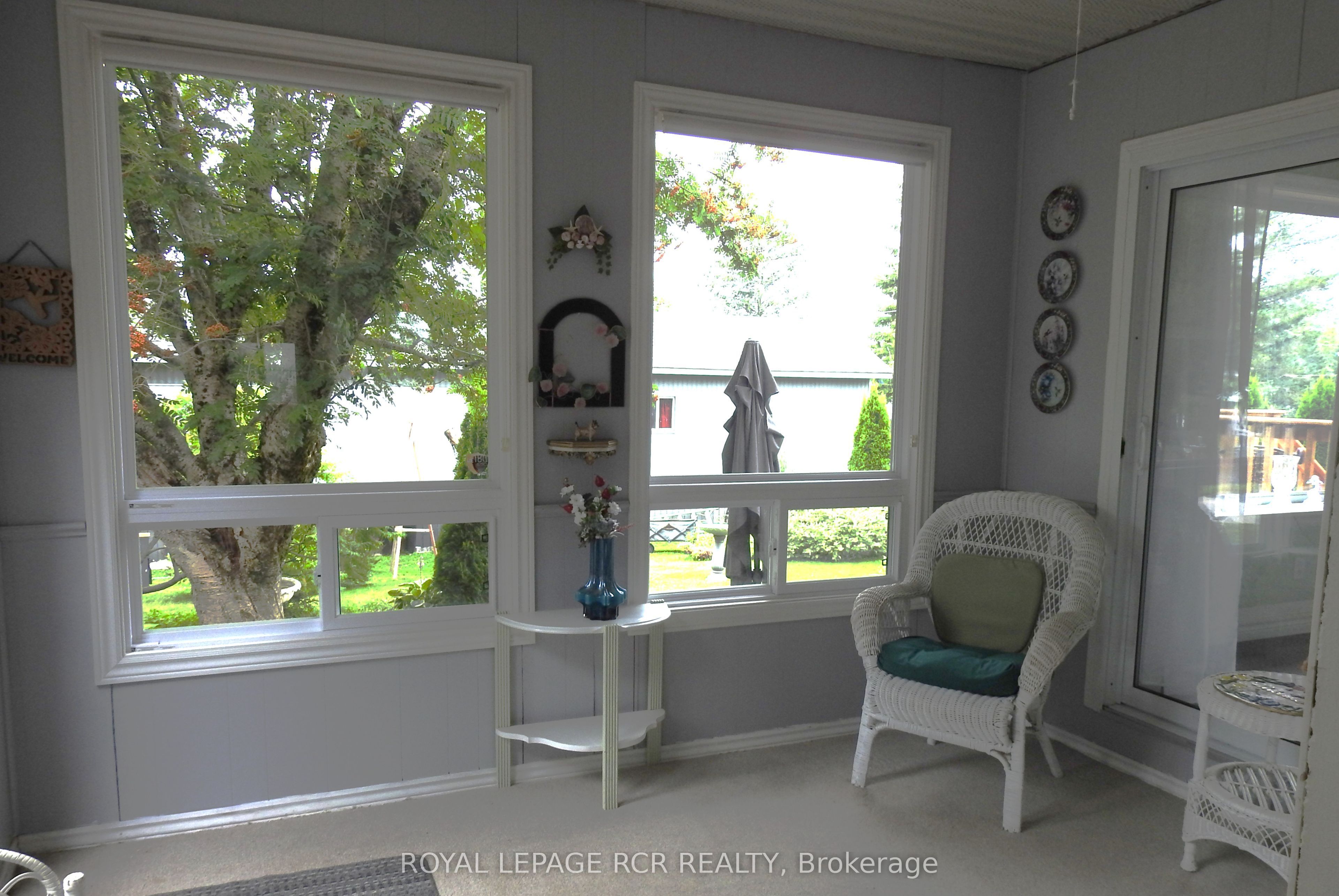 8 Claremont Crescent, Oro-Medonte, ON L3V 0P9 photo 5