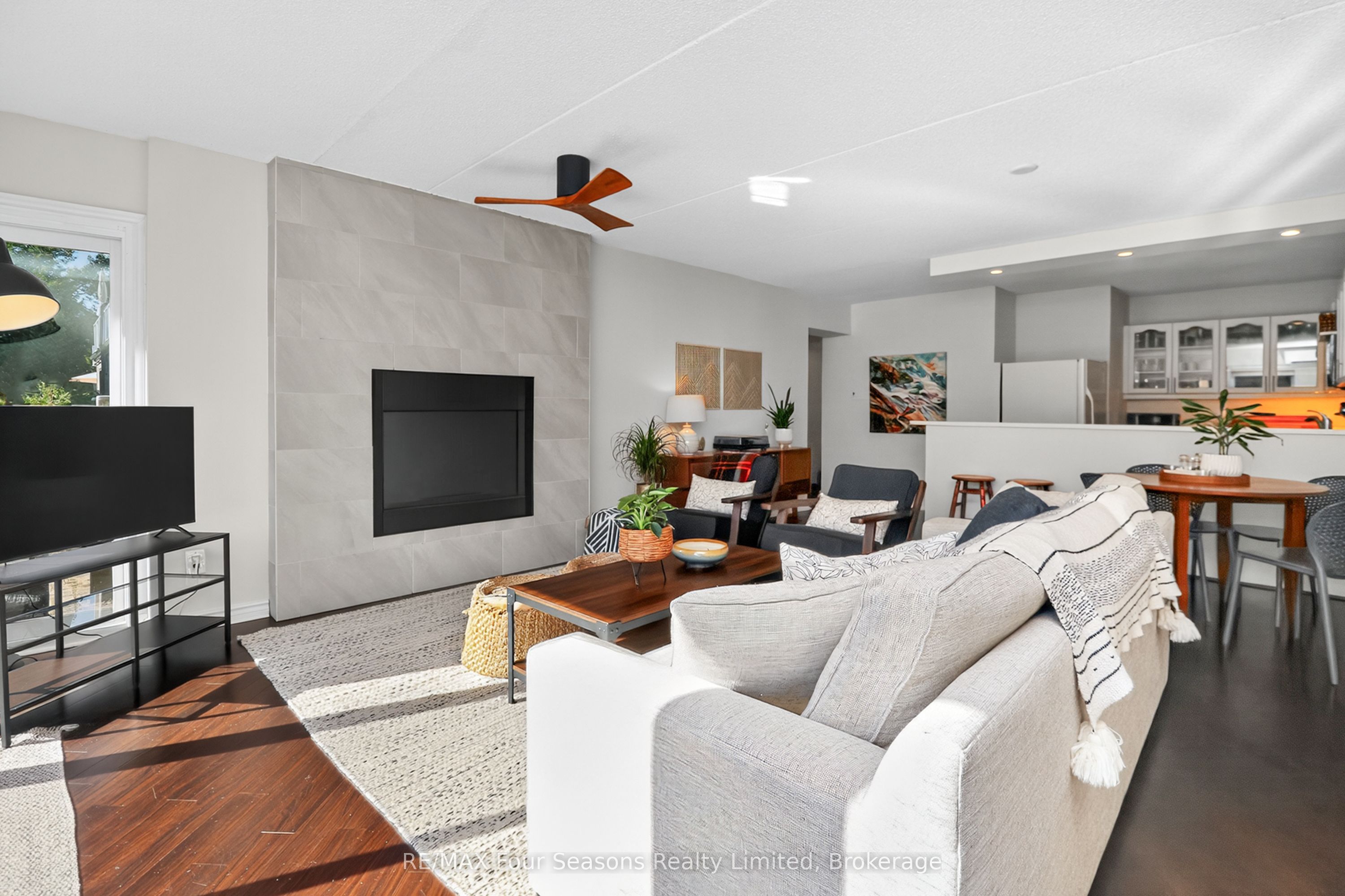 44 Trott Boulevard 13, Collingwood, ON L9Y 5B7 photo 3
