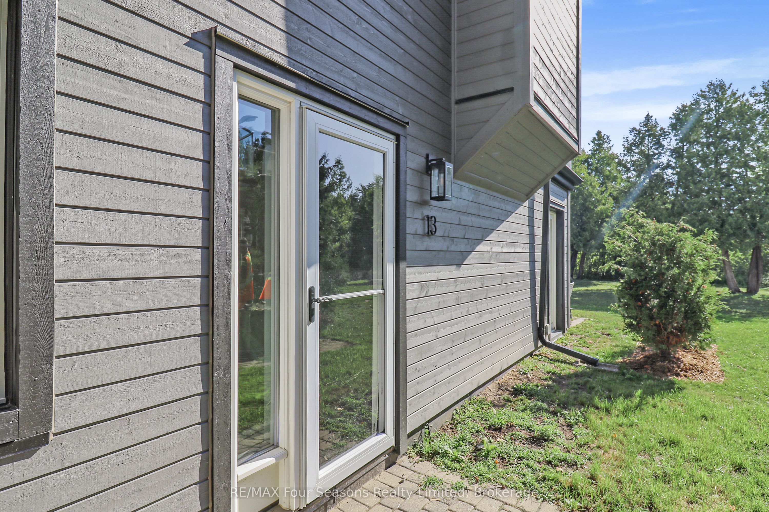 44 Trott Boulevard 13, Collingwood, ON L9Y 5B7 photo 4