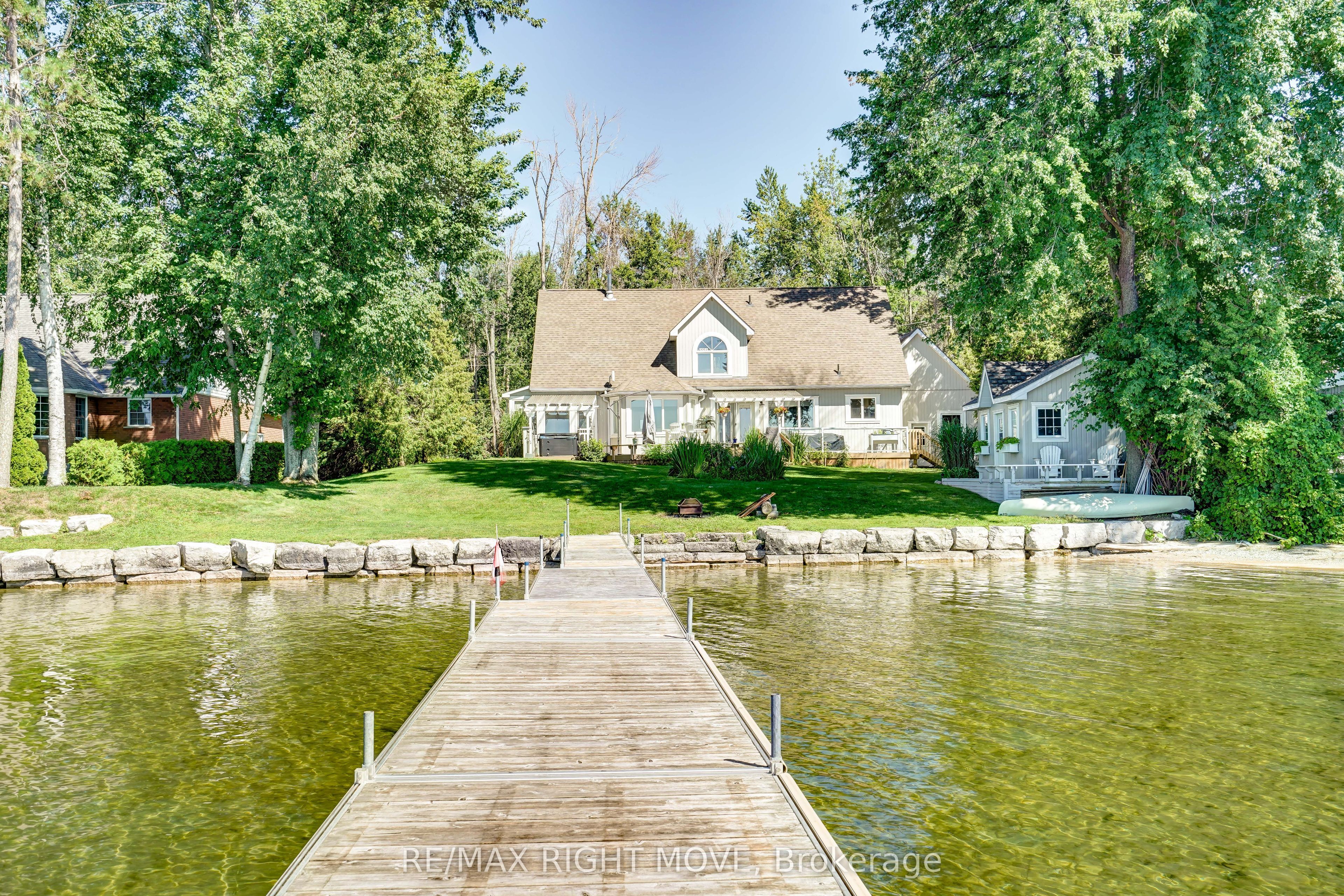 3852 Muley Point Road, Ramara, ON L3V 6H7 photo 2