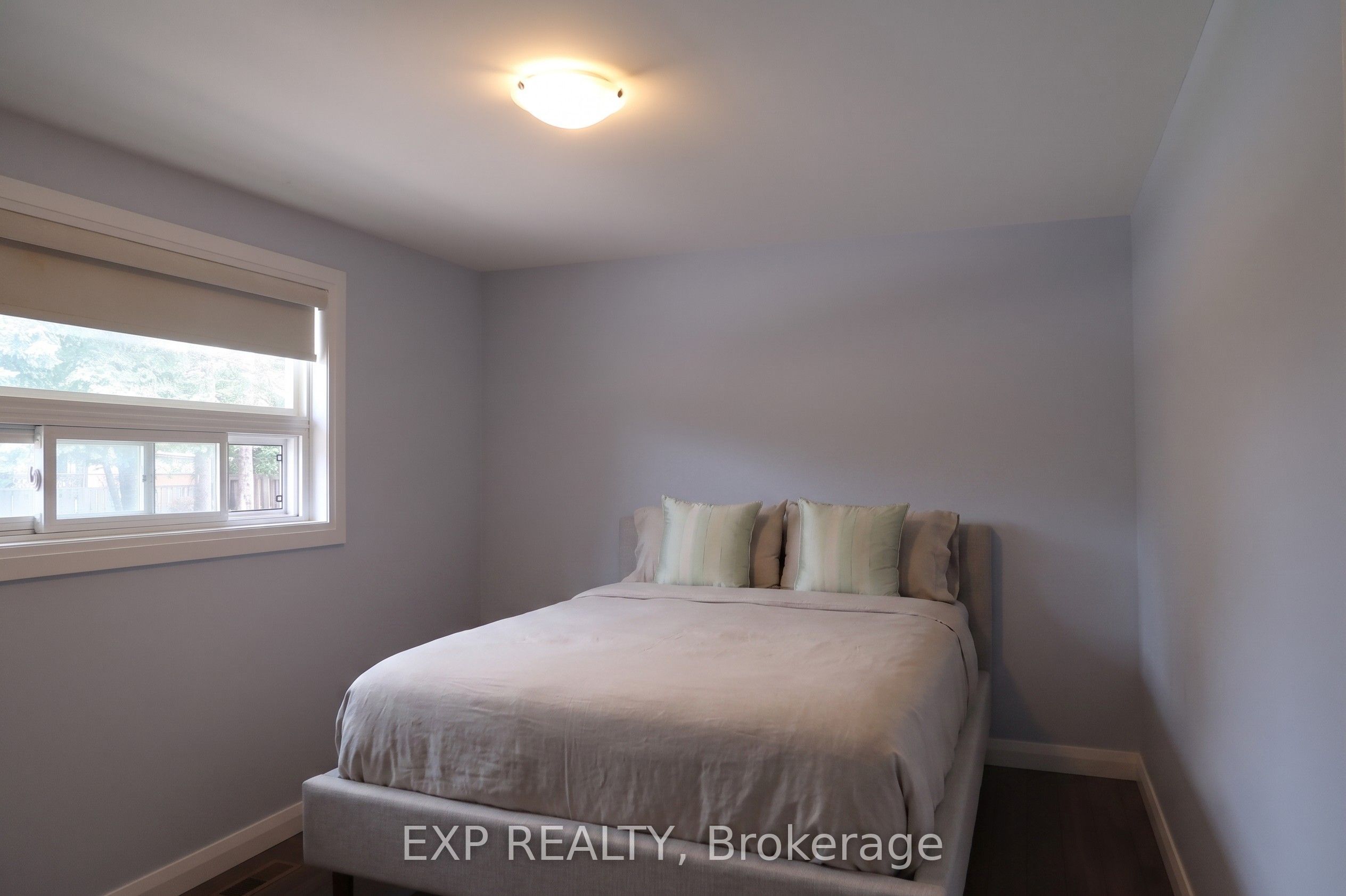 26 Curtiss Court, Barrie, ON L4M 2M7 photo 5