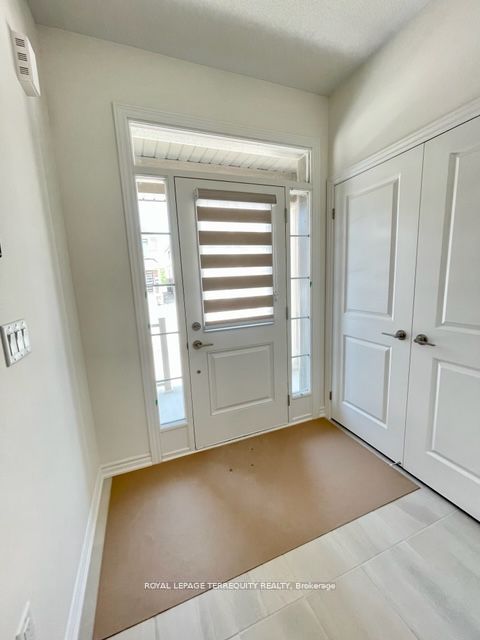 142 Shepherd Drive, Barrie, ON L9J 0P9 photo 2