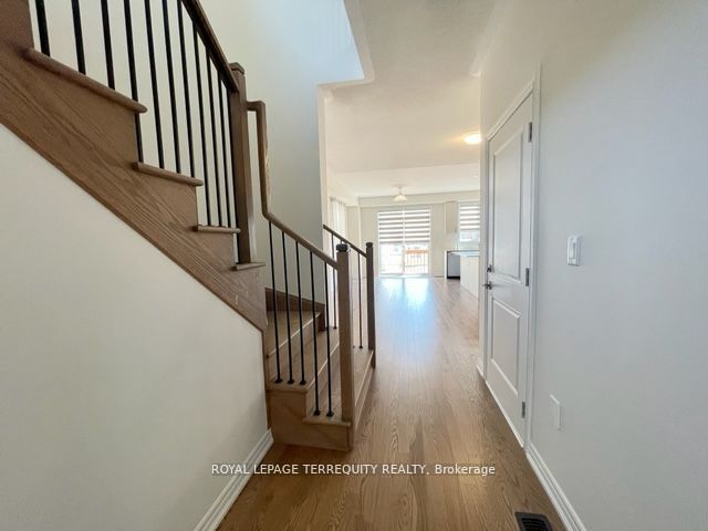 142 Shepherd Drive, Barrie, ON L9J 0P9 photo 4