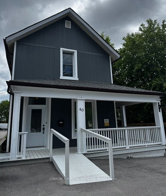 40 Albert Street N, Orillia, ON L3V 5K2 photo 2