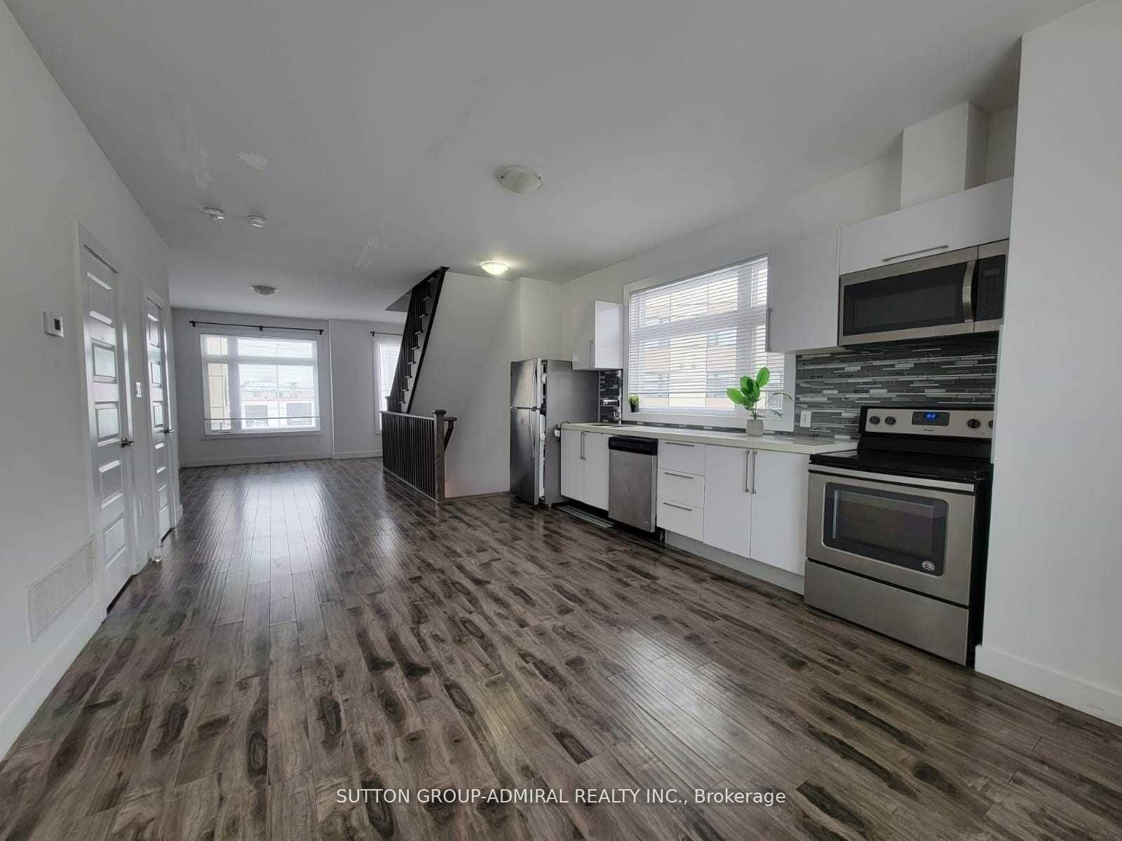 540 Essa Road 17, Barrie, ON L4N 9E5 photo 4