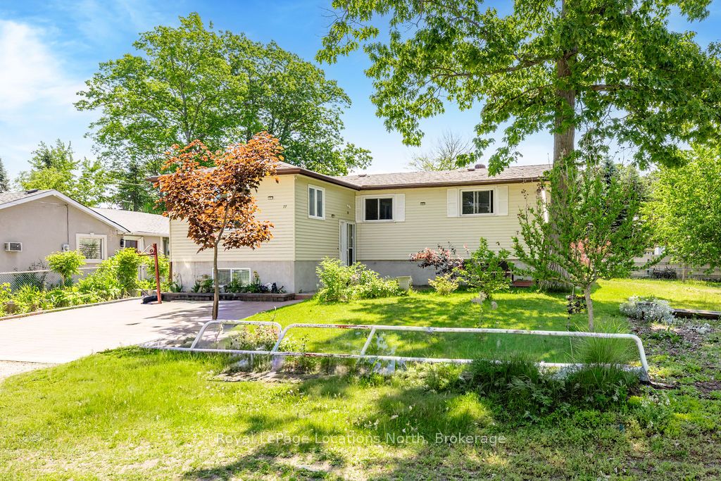 77 Laidlaw Street, Wasaga Beach, ON L9Z 2L2 photo 2