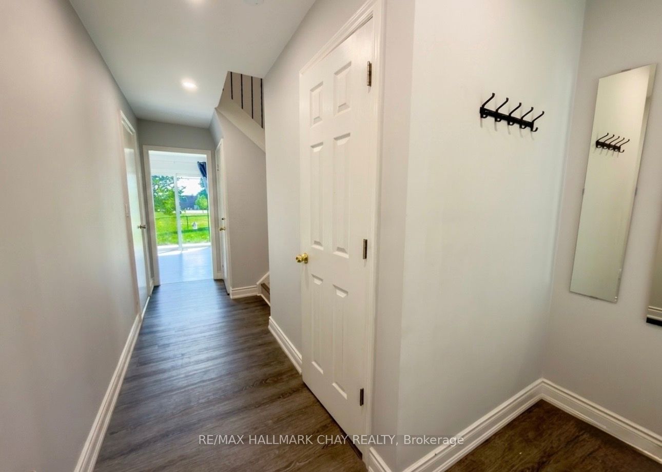 19 Carol Road, Barrie, ON L4N 3P6 photo 3