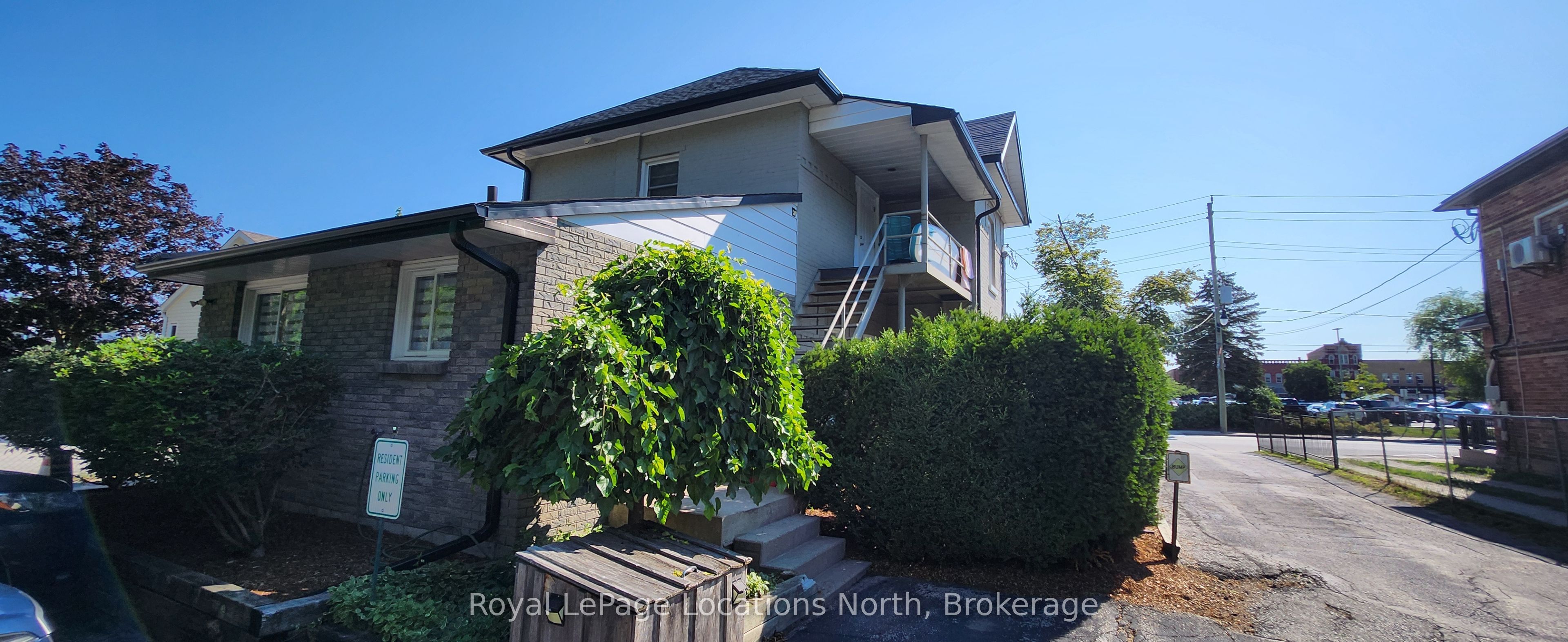 30 Pine Street Unit 2, Collingwood, ON L9Y 2N7 photo 3