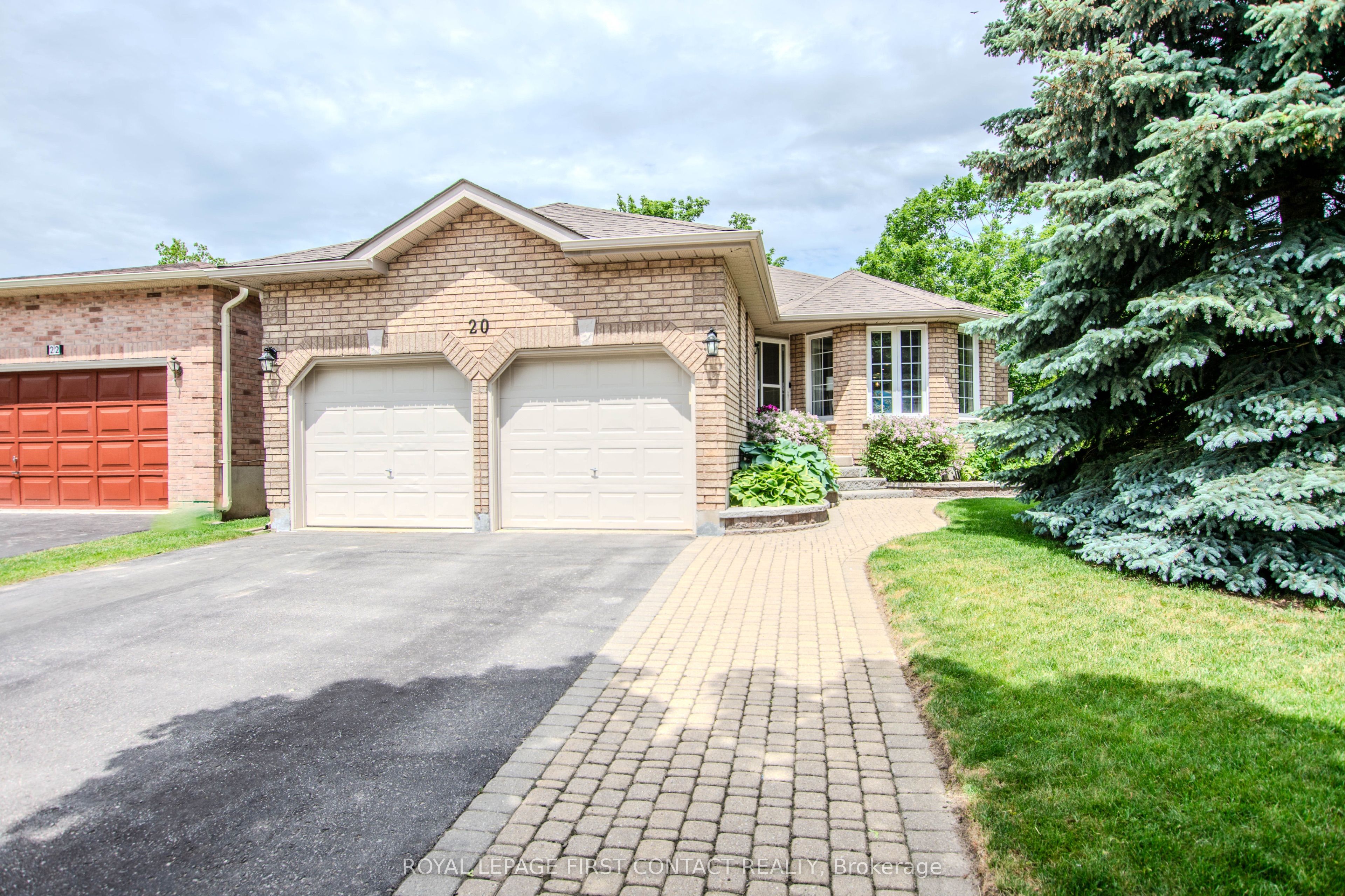 20 McVeigh Drive, Barrie, ON L4N 7E2 photo 2