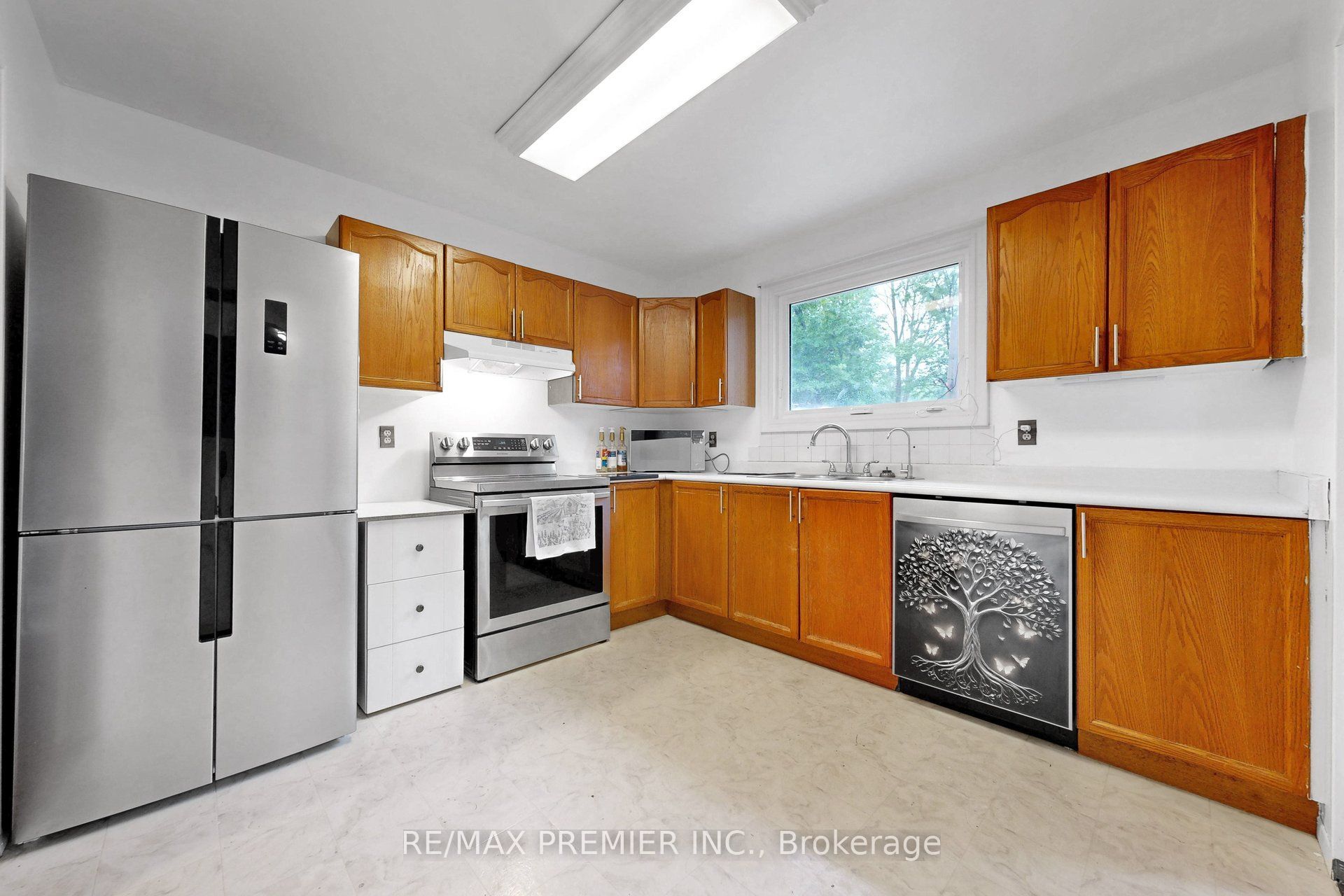 1303 Clearview Drive, Severn, ON L3V 0X2 photo 5