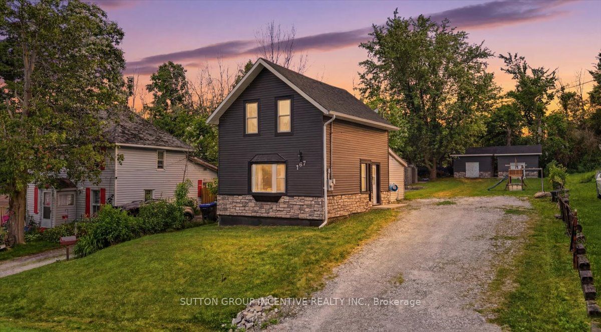 107 Park Street, Tay, ON L0K 2A0