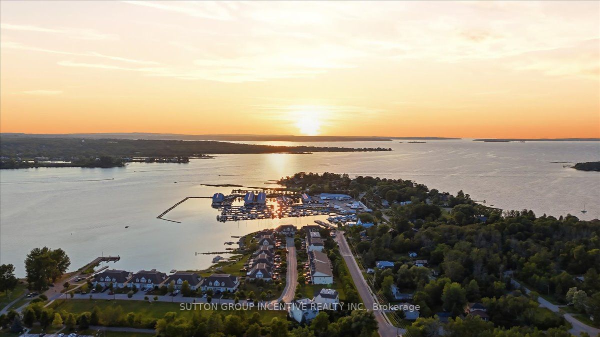 107 Park Street, Tay, ON L0K 2A0 photo 2