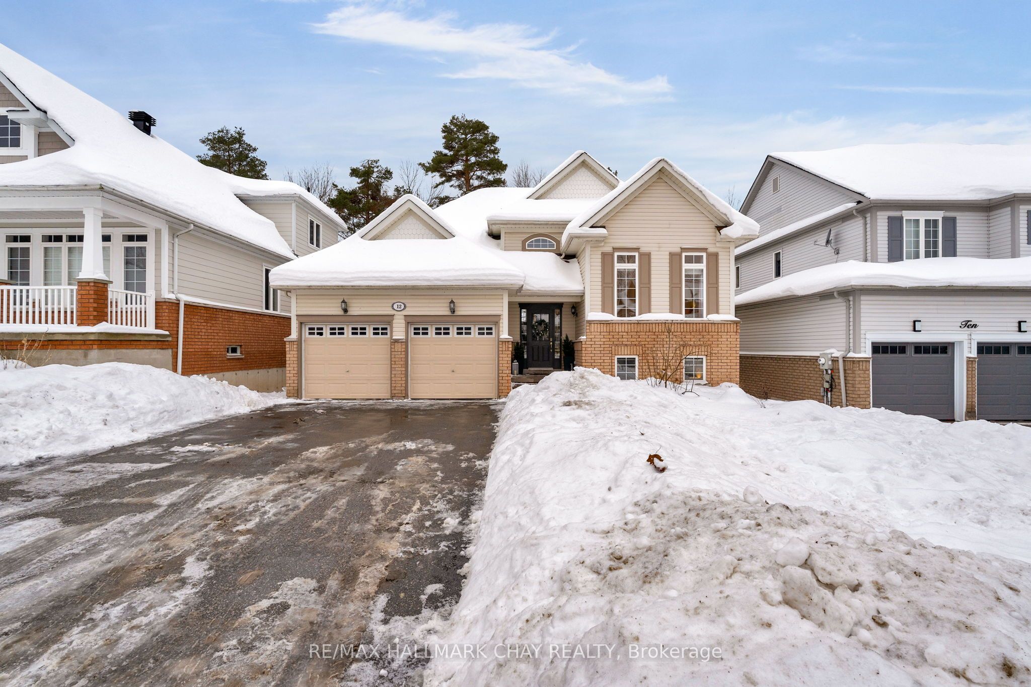 12 Oakmont Avenue, Oro-Medonte, ON L0L 2L0 photo 2