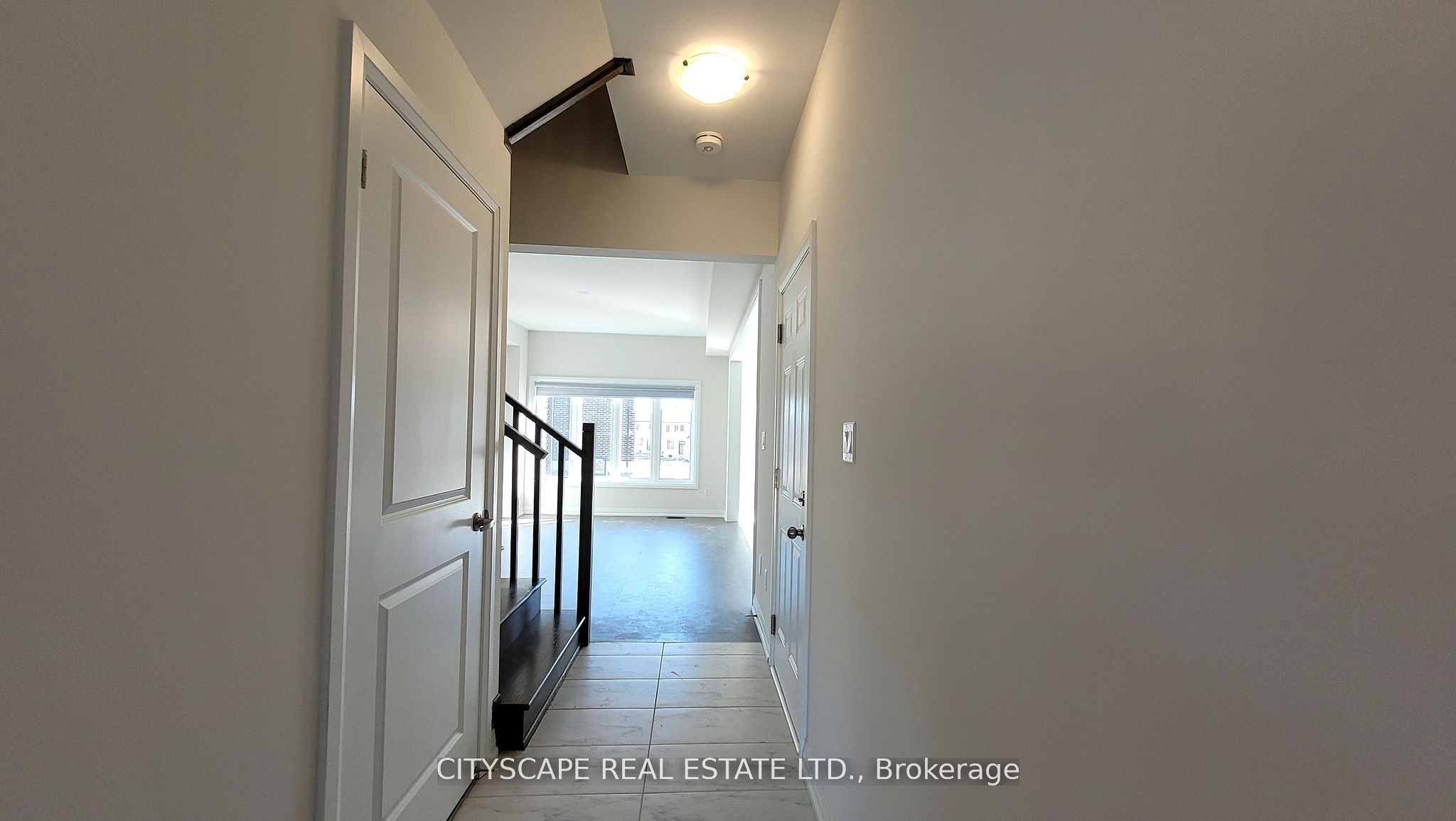 206 Rosanne Circle, Wasaga Beach, ON L9Z 0N3 photo 4