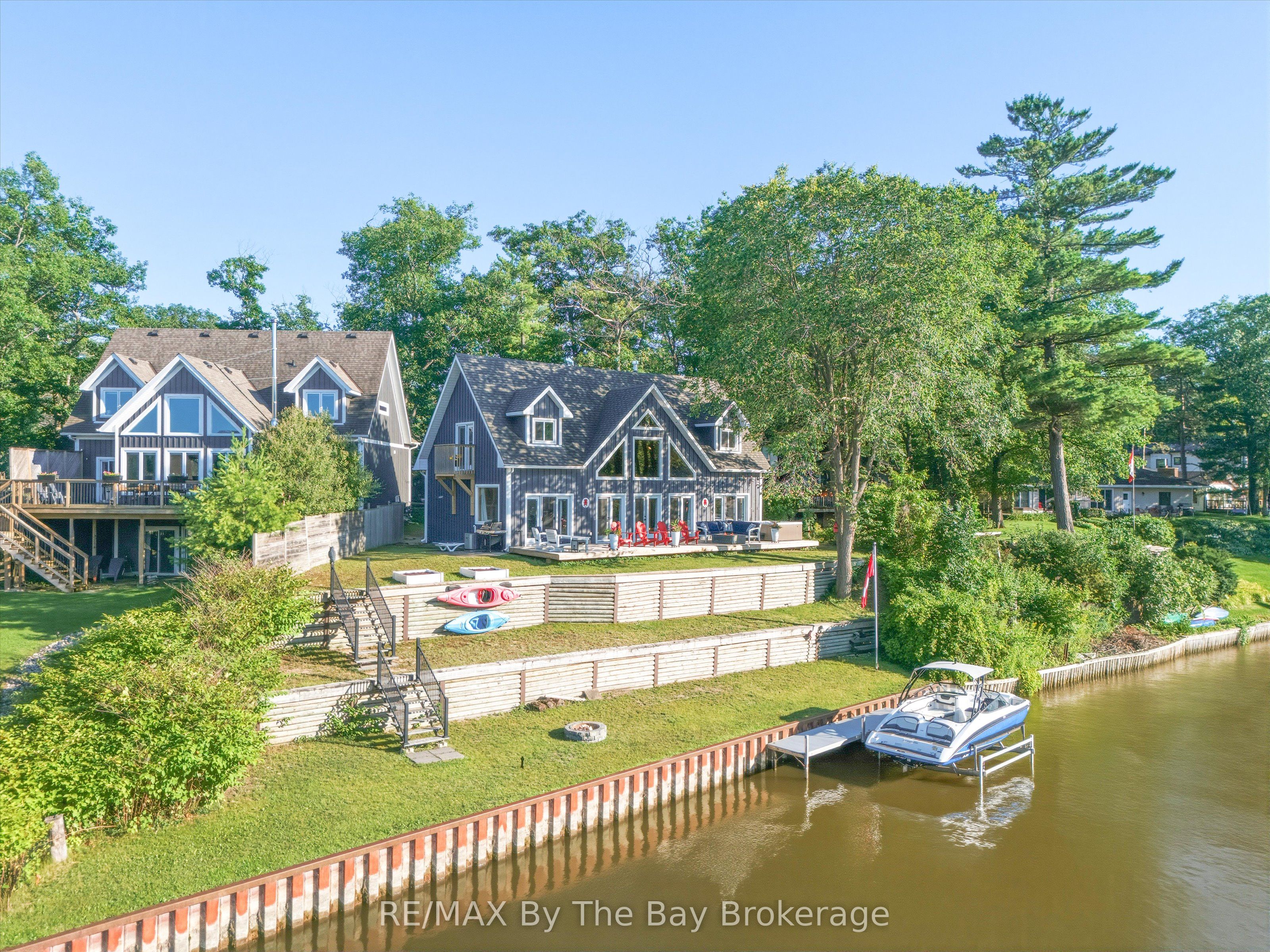 2056 River Road W, Wasaga Beach, ON L9Z 2W1