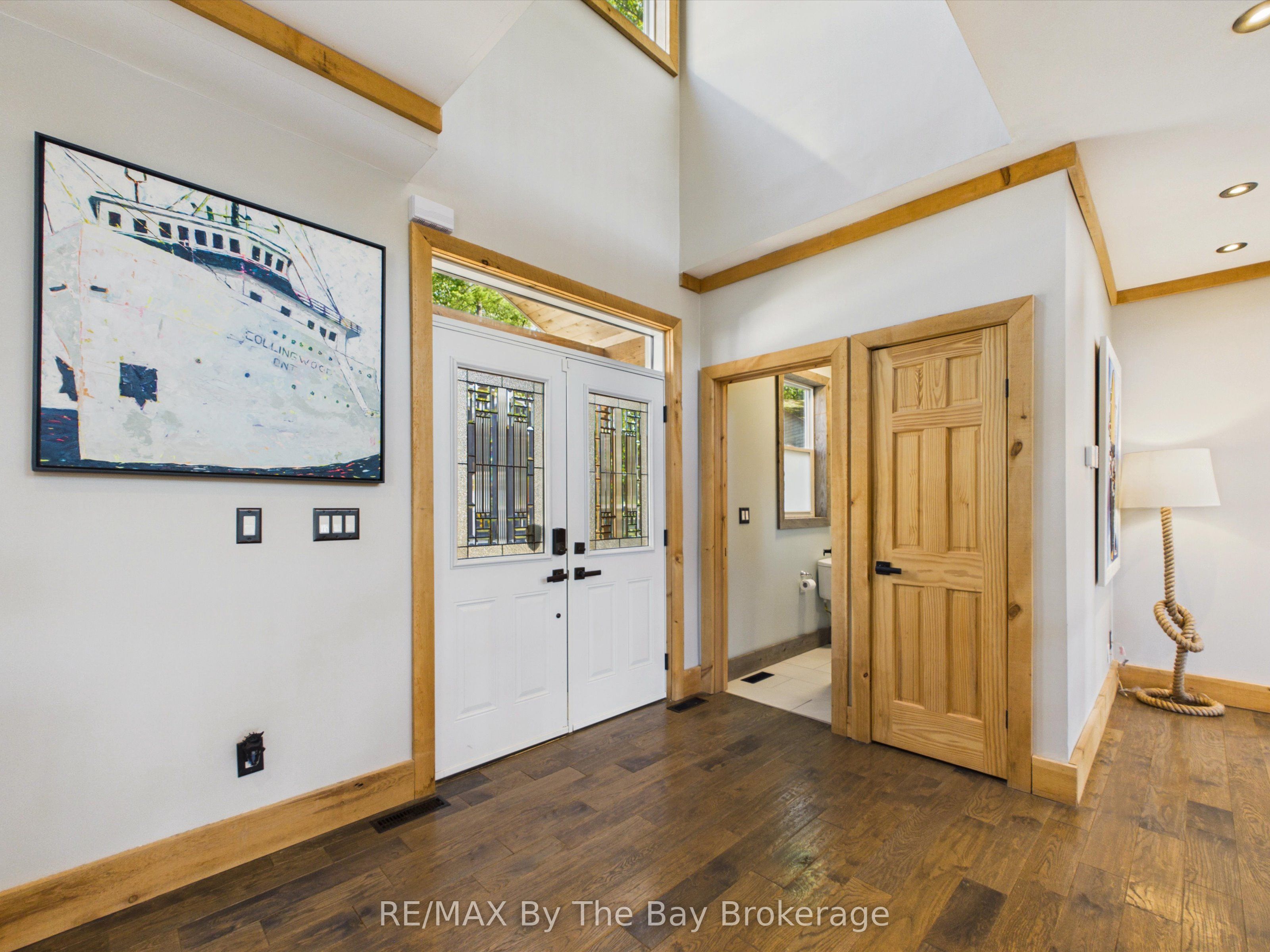 2056 River Road W, Wasaga Beach, ON L9Z 2W1 photo 5