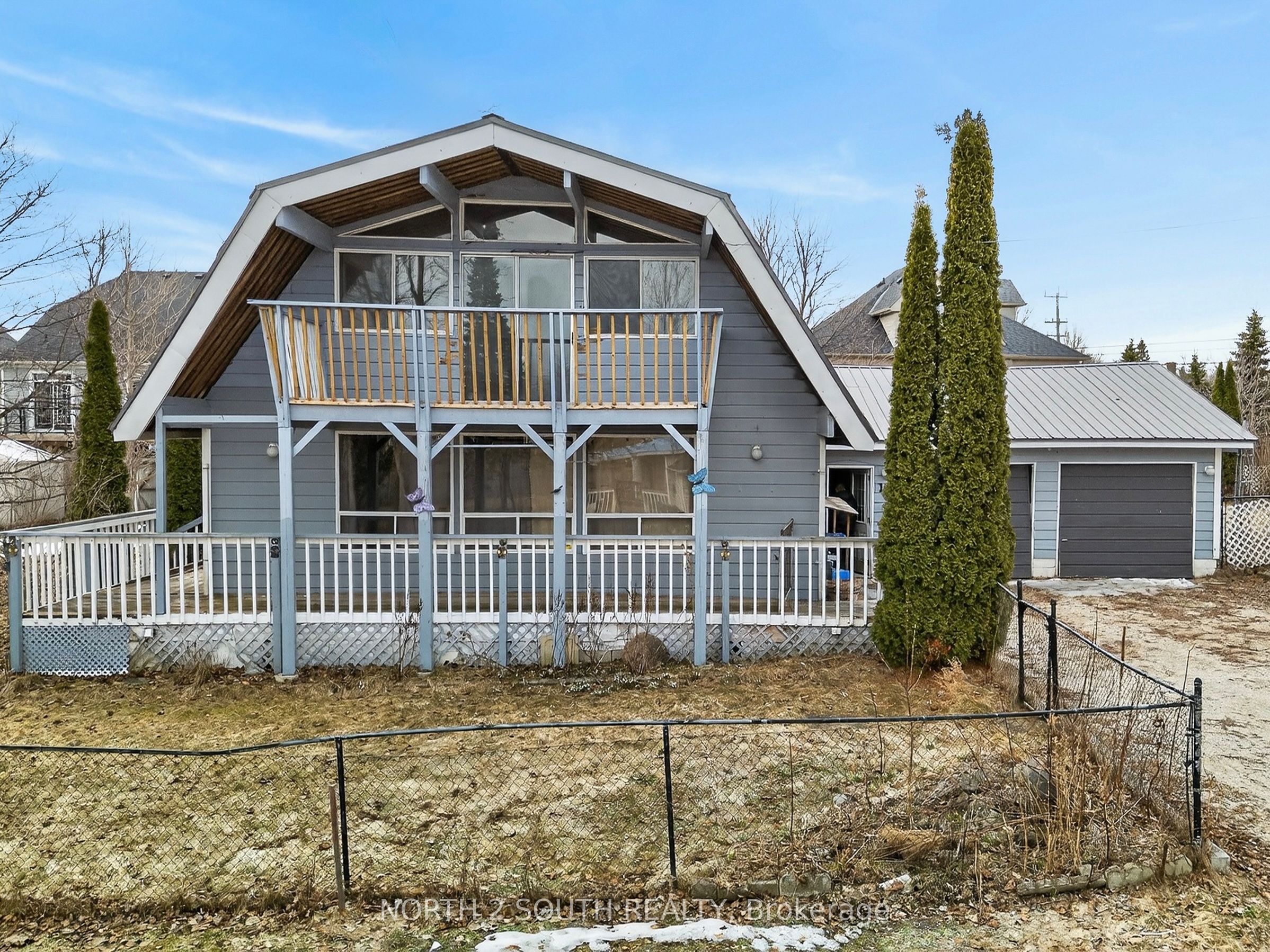 13 Bayview Avenue, Wasaga Beach, ON L9Z 2Y6 photo 2