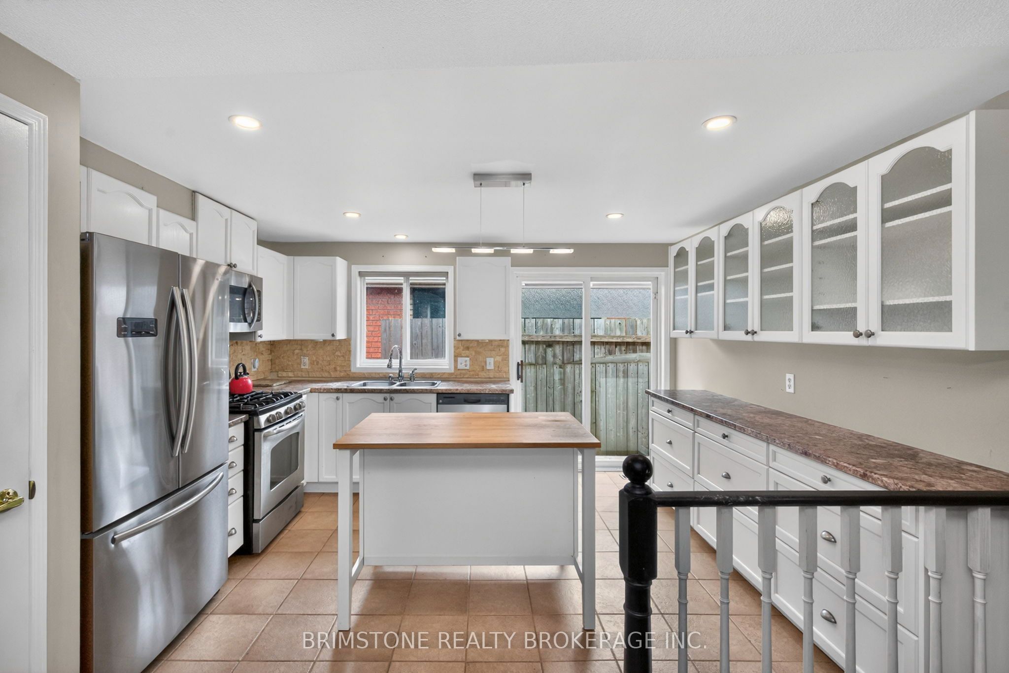 9 Holly Meadow Road, Barrie, ON L4N 8S1 photo 4