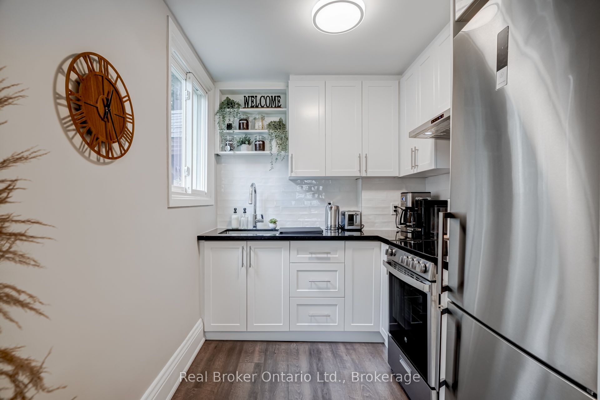 66 Nottawasaga Street, Orillia, ON L3V 3J4 photo 5