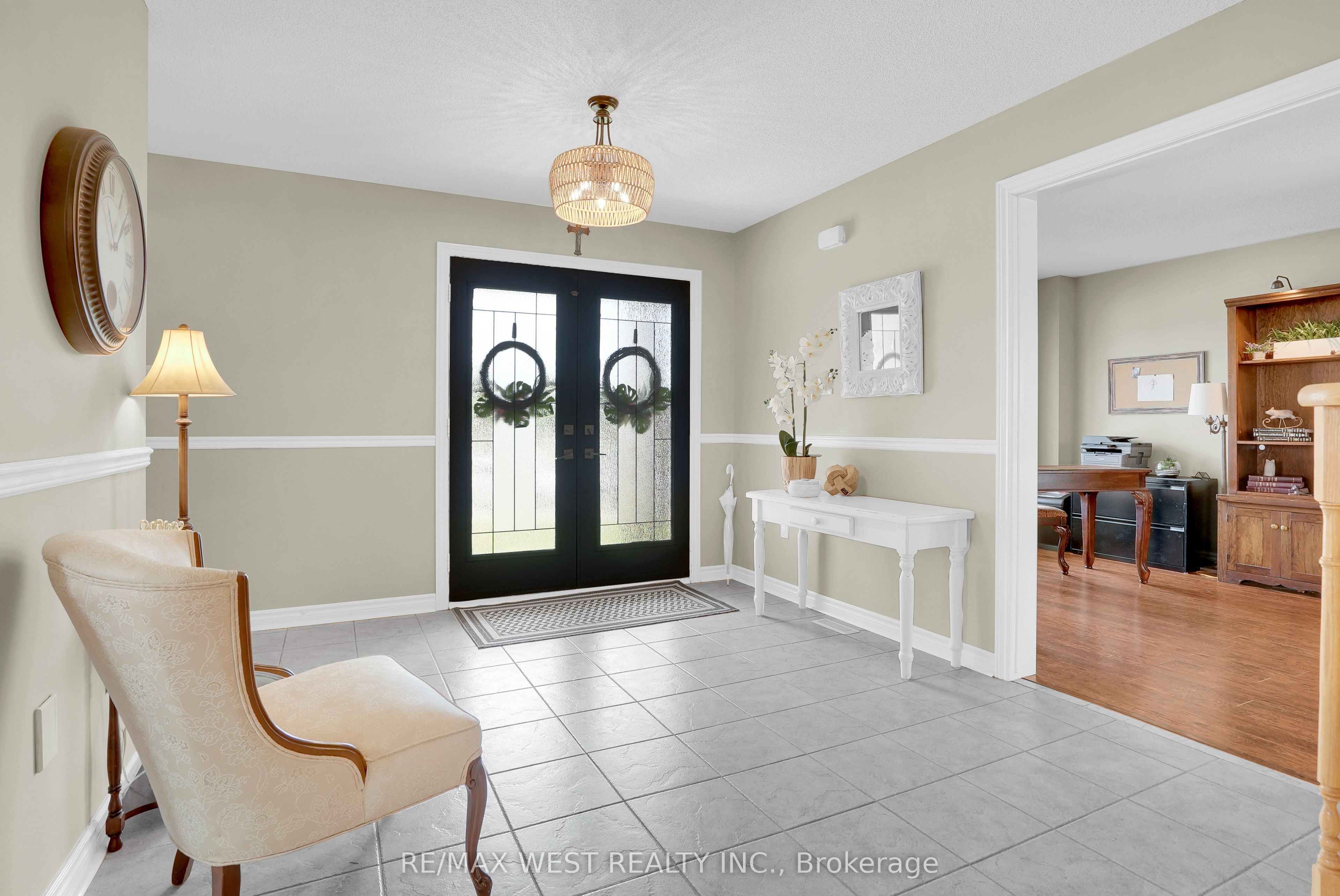 45 Carley Crescent, Barrie, ON L4N 0M8 photo 4